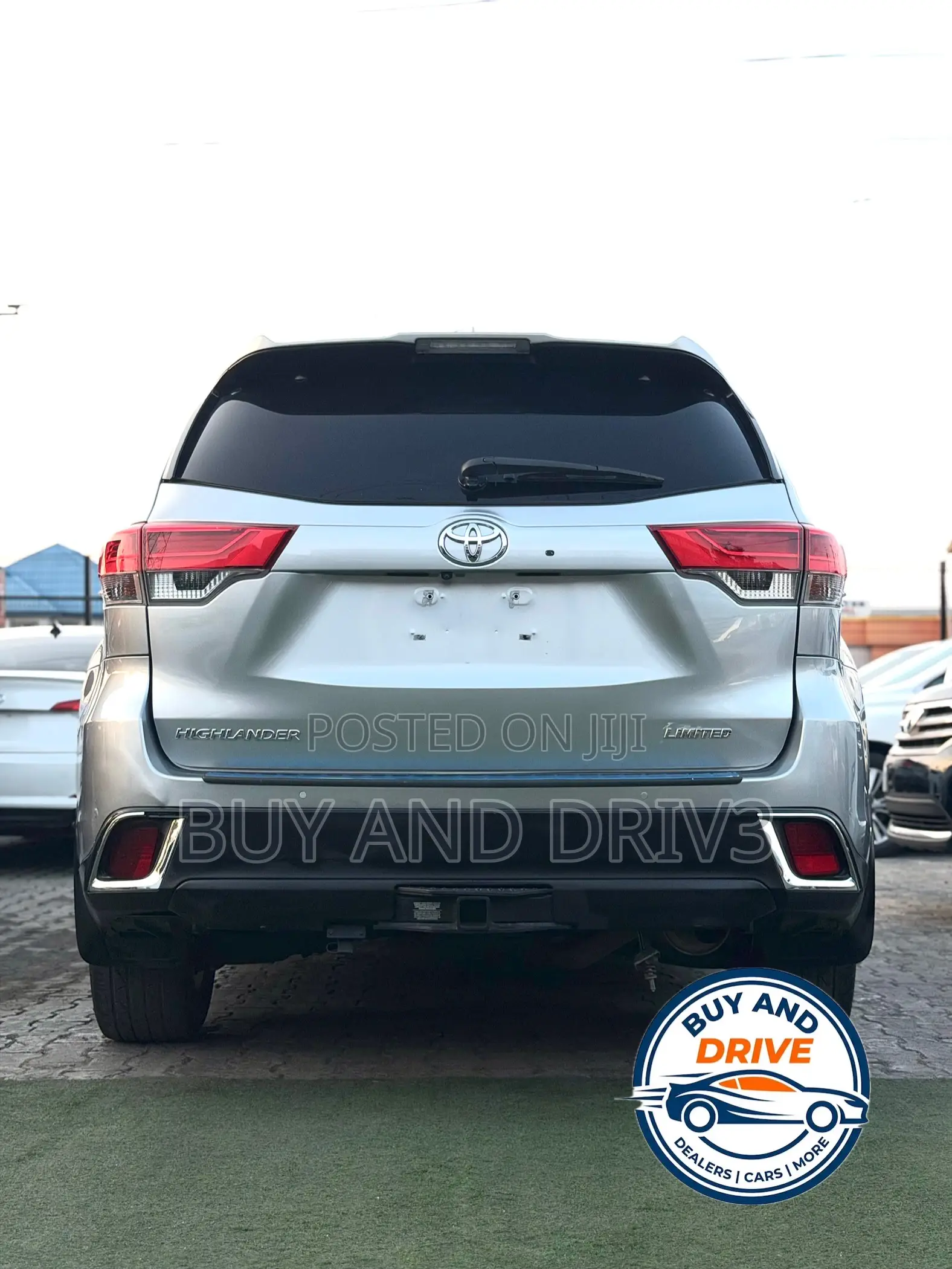 Toyota Highlander Limited Platinum 4x4 V6 (3.5L 6cyl 8A) 2017 Silver