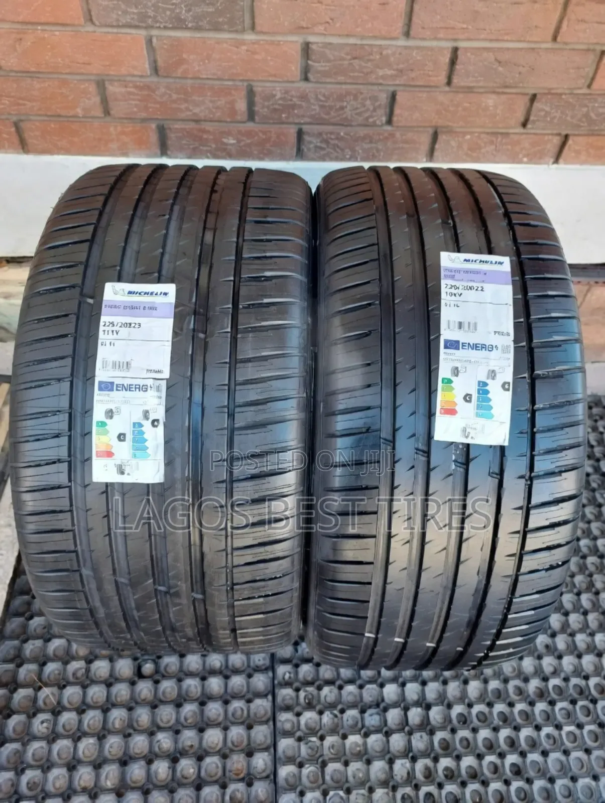 Brand New Michelin Pilot Sport 4 Suv (335/30 R23 –The Wide-Body Master