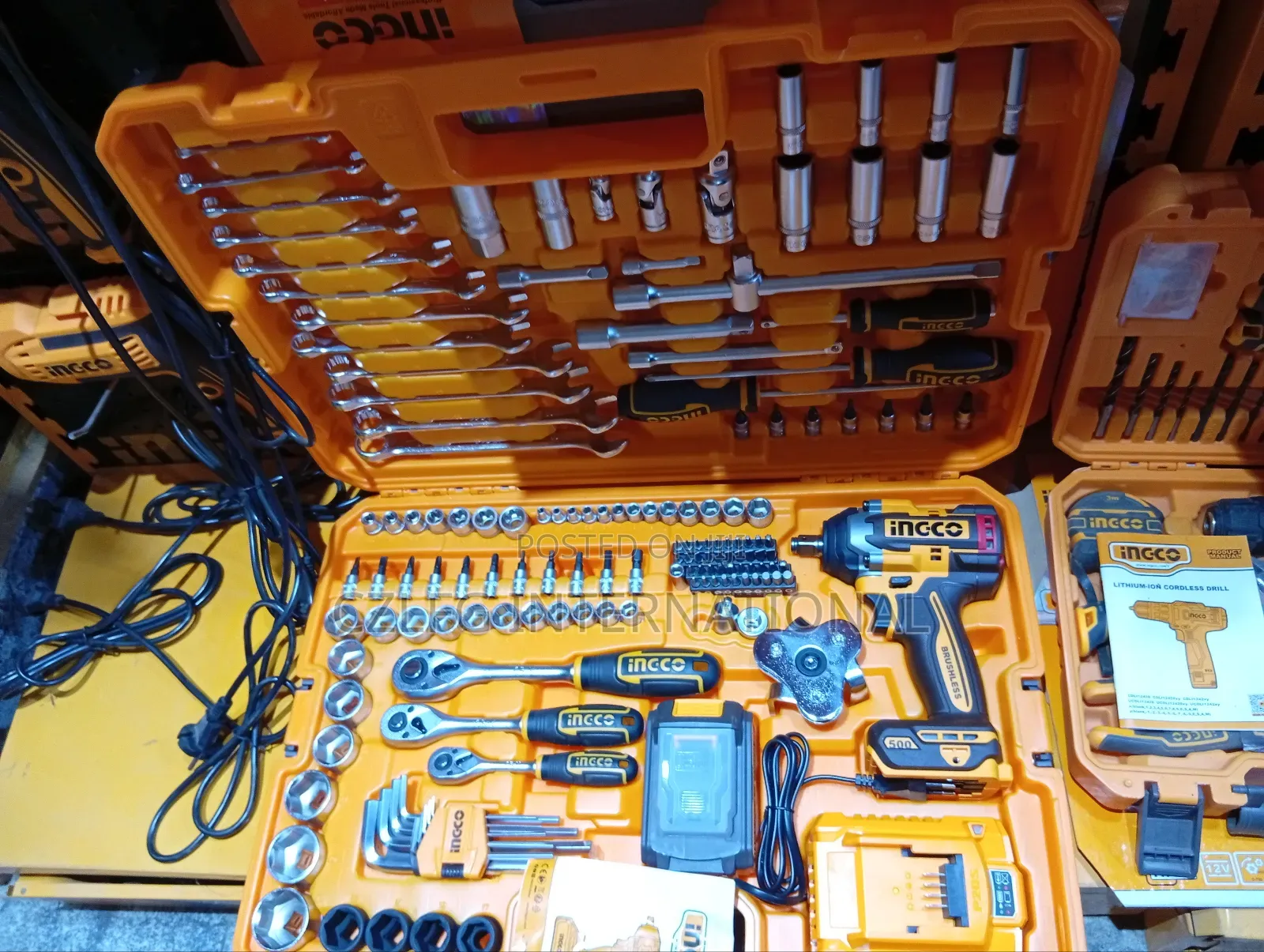 152pcs Cordless Lithium Ion Impact Wrench