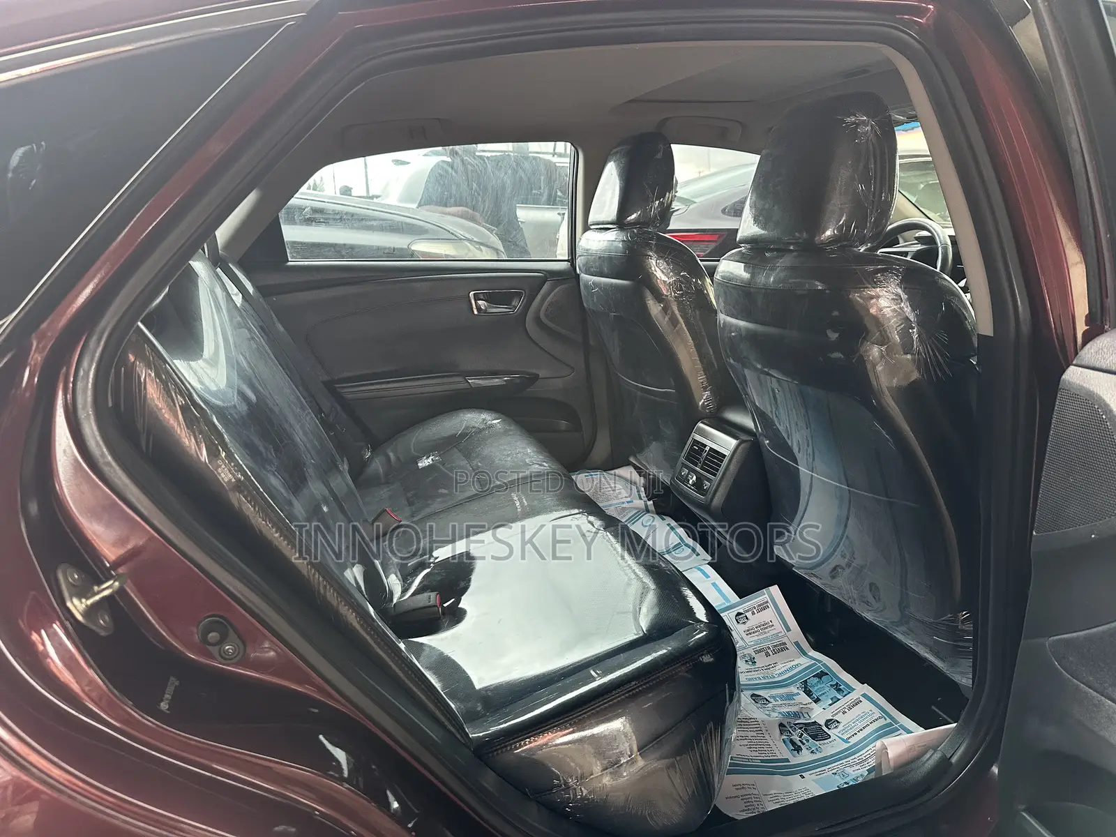 Toyota Avalon Limited FWD Sedan (3.6L 6cyl 6A) 2016 Red
