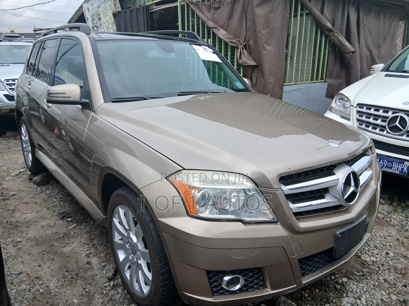 Mercedes-Benz GLK-Class 350 4MATIC 2010 Gold