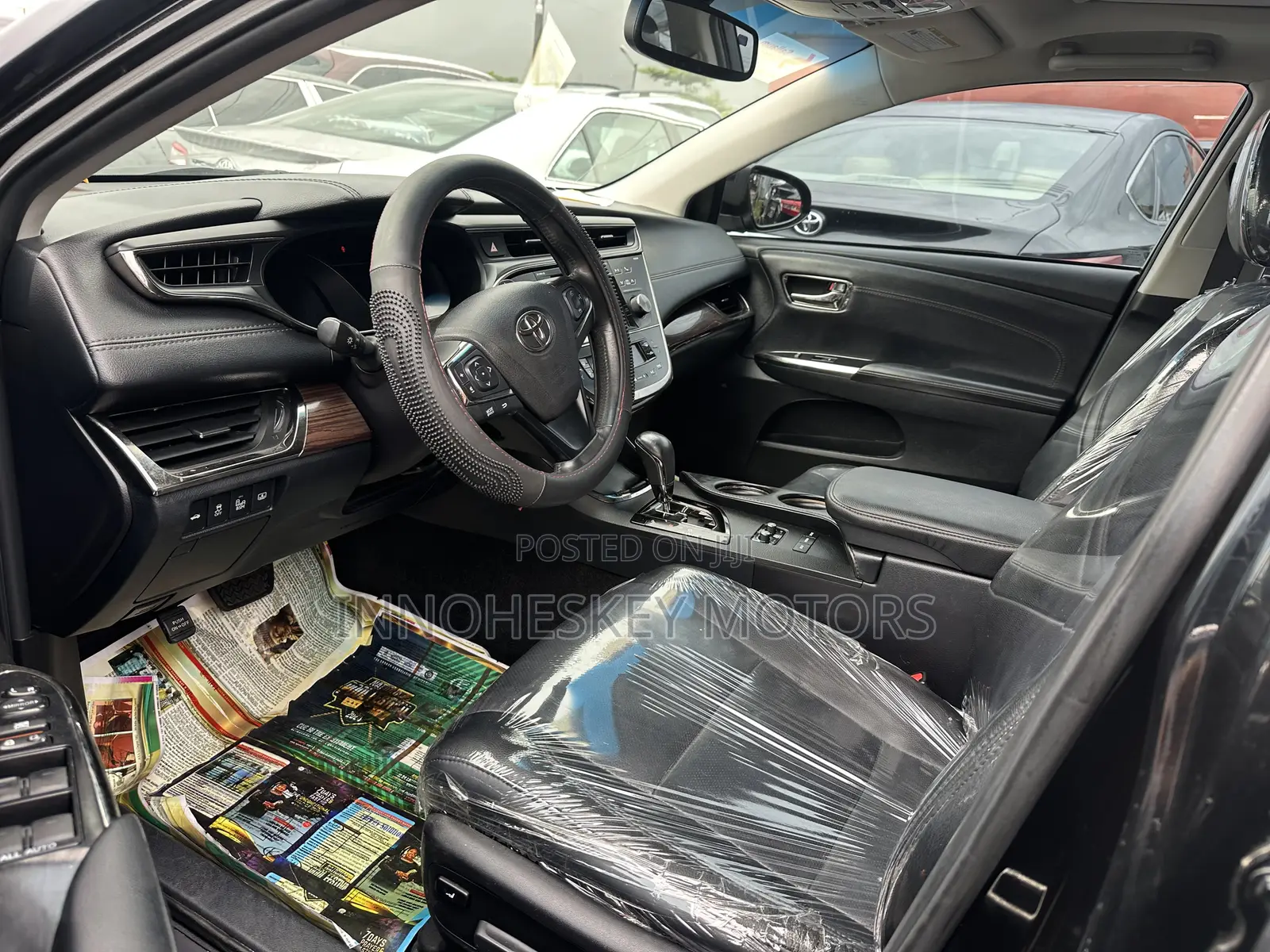 Toyota Avalon Limited 4dr Sedan (3.5L 6cyl 6A) 2015 Black