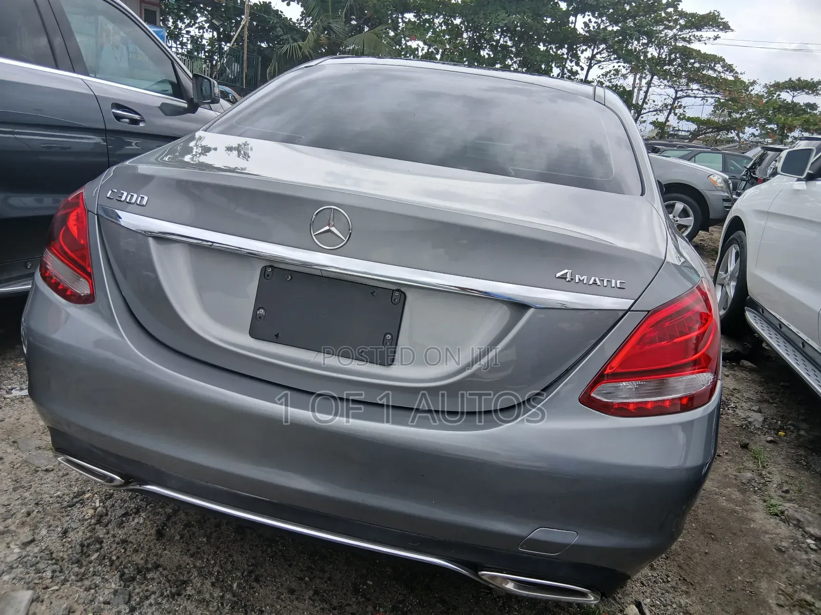 Mercedes-Benz C300 Base 4Matic Sedan AWD (2.0L 4cyl 7A) 2016 Gray