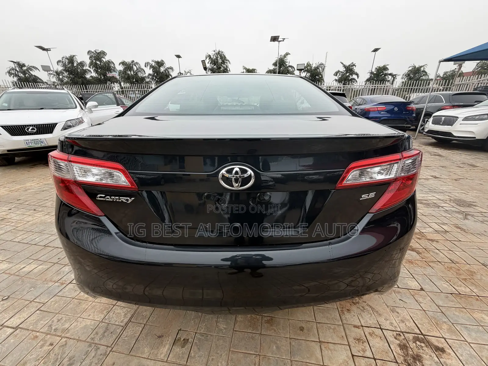 Toyota Camry SE 4dr Sedan (2.5L 4cyl 6A) 2012 Black
