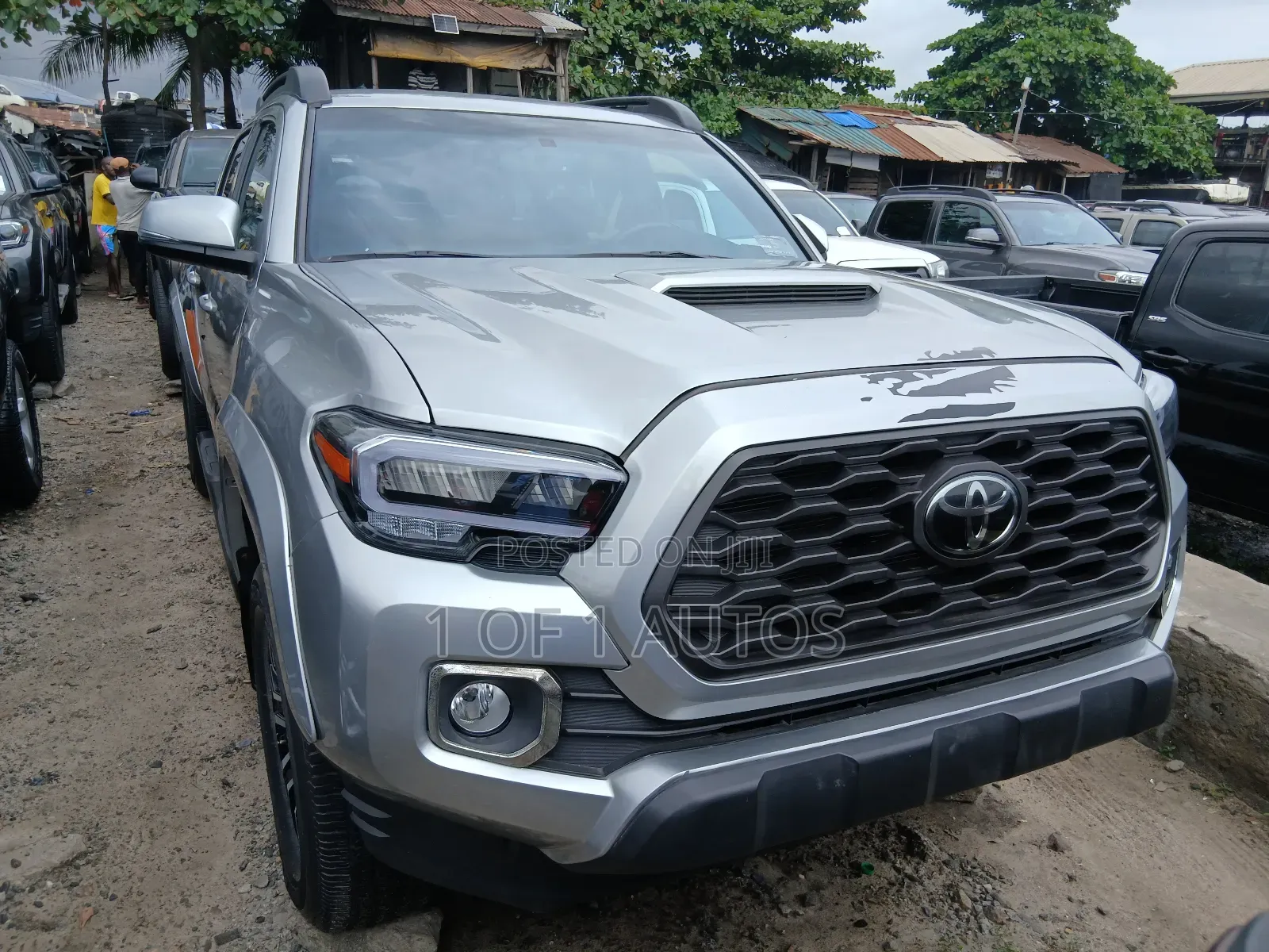 Toyota Tacoma Limited 2022 Silver
