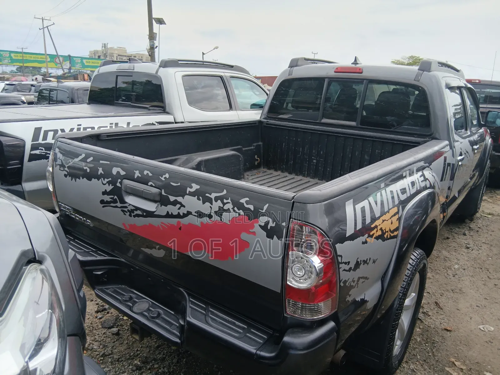 Toyota Tacoma 2dr Regular Cab 4WD 6.1 ft. SB (2.7L 4cyl 5M) 2014 Gray
