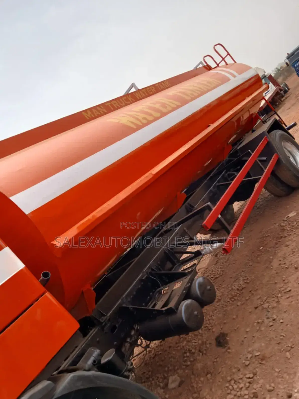 Man T42 2004 Orange