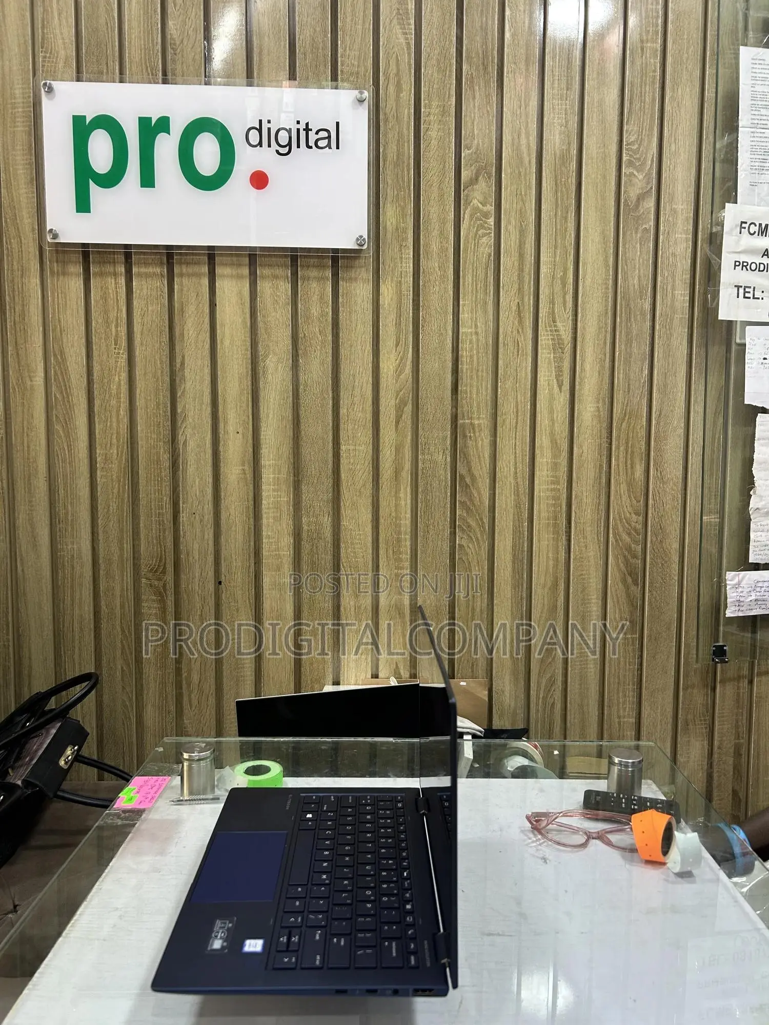 Laptop HP Elite Dragonfly x360 8th Gen 16GB Intel Core i5 SSD 256GB