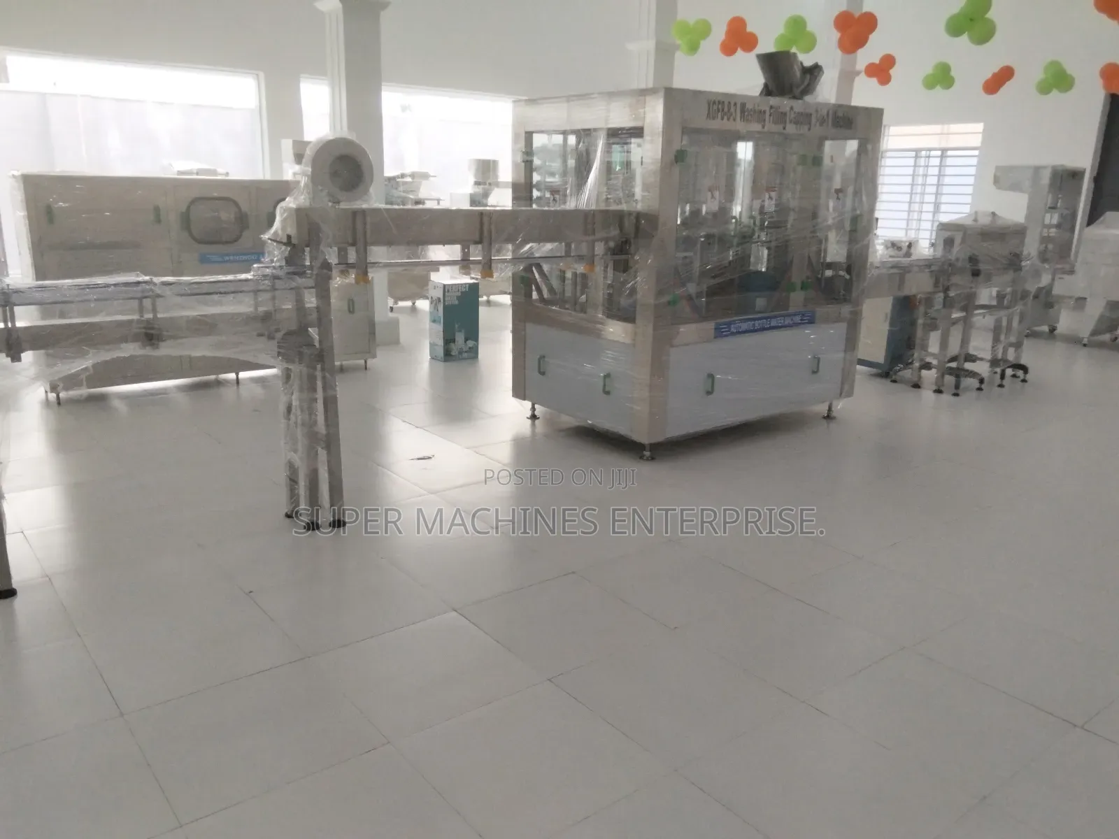 Xgf8-8-3 Washing Filling Capping Machine