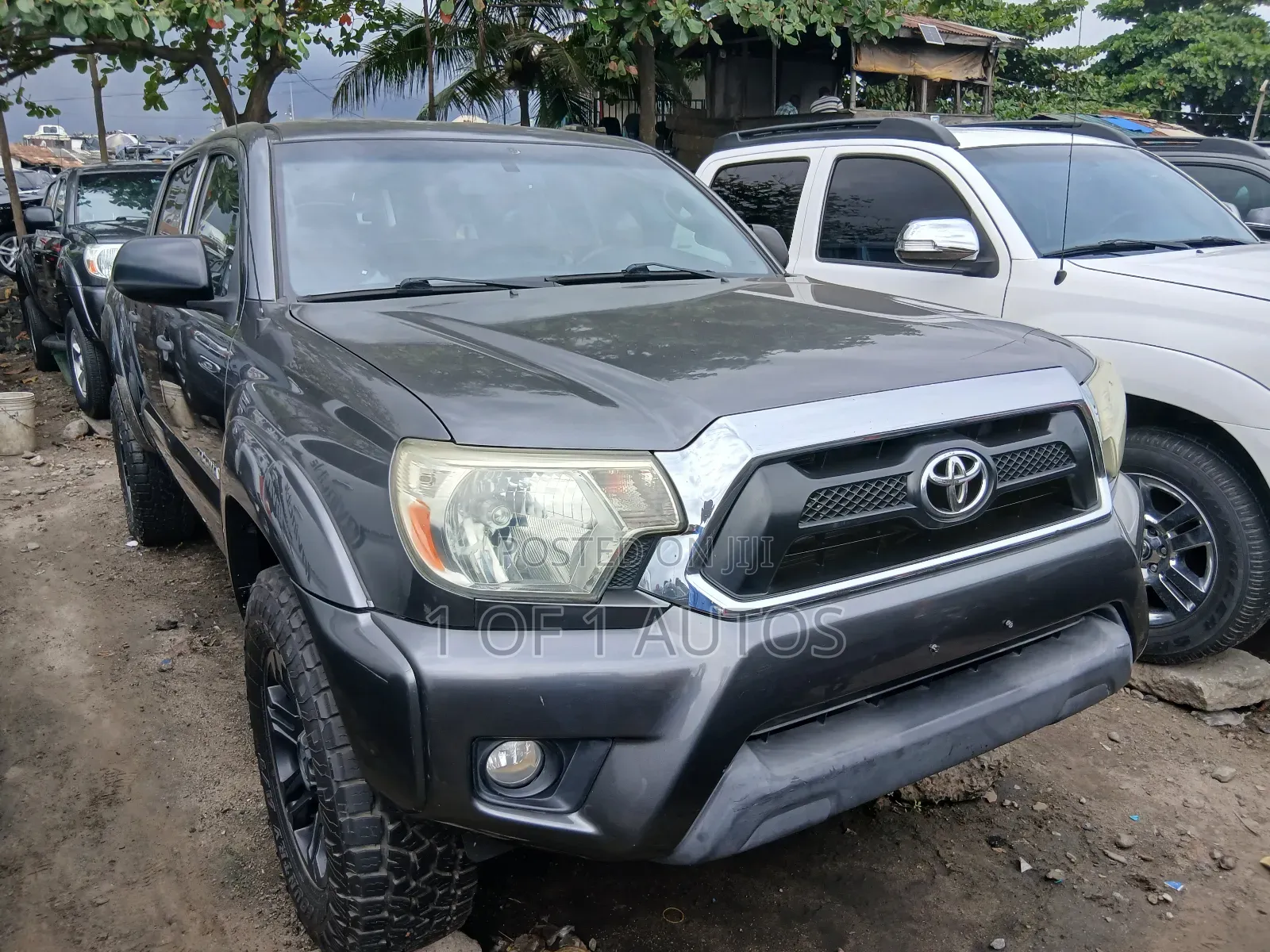 Toyota Tacoma Acces Cab 4x2 2.7L 4-Cyl. 5-Speed Manual 2013 Gray