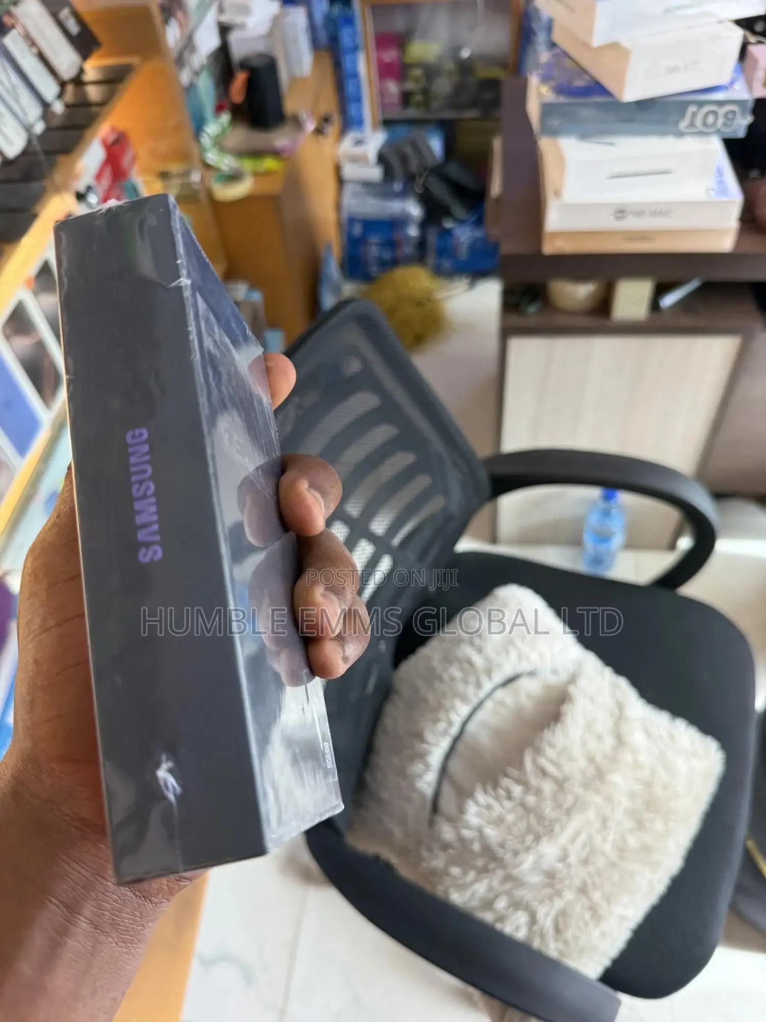New Samsung Galaxy S21 5G 128 GB Purple