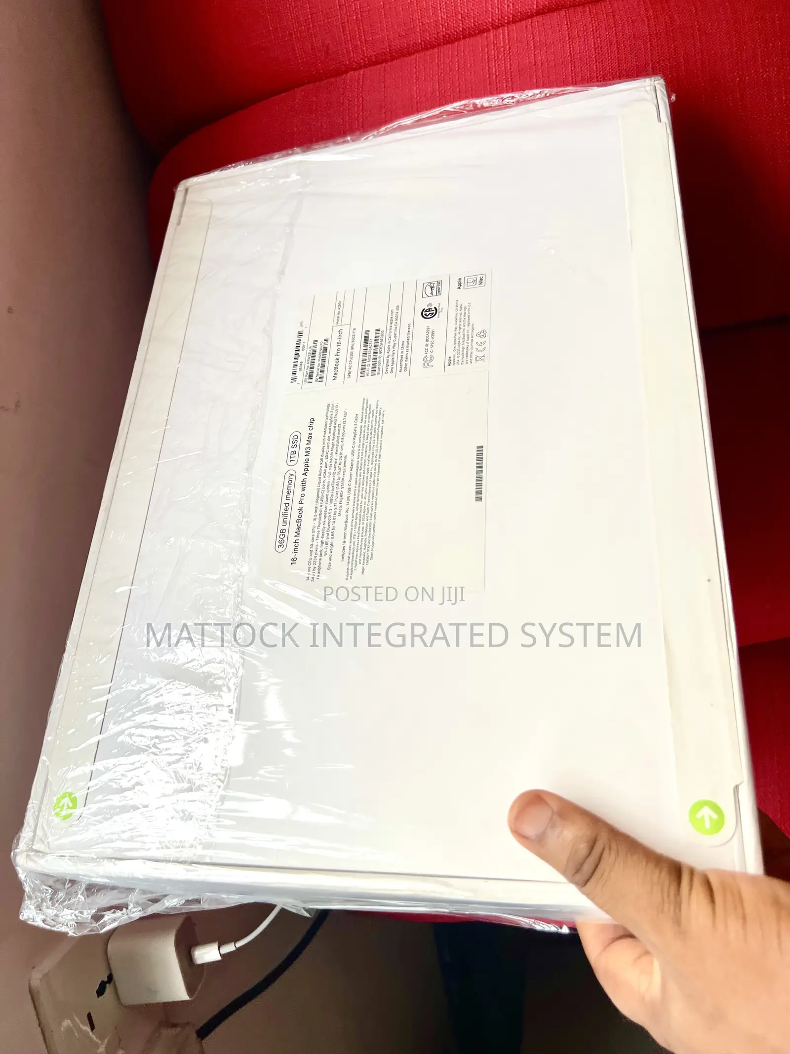 New Apple MacBook Pro 2023 M3 Max 16-inch 36GB Apple M3 Pro SSD 1T