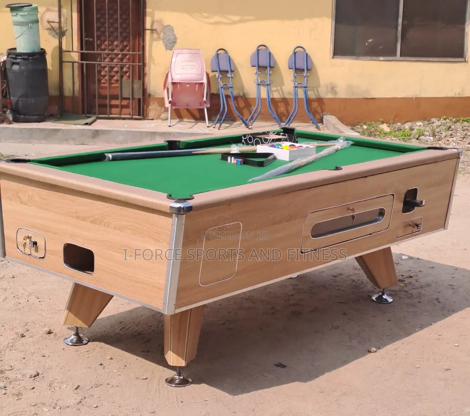Chrome Marble and Coin Operated Snooker Board