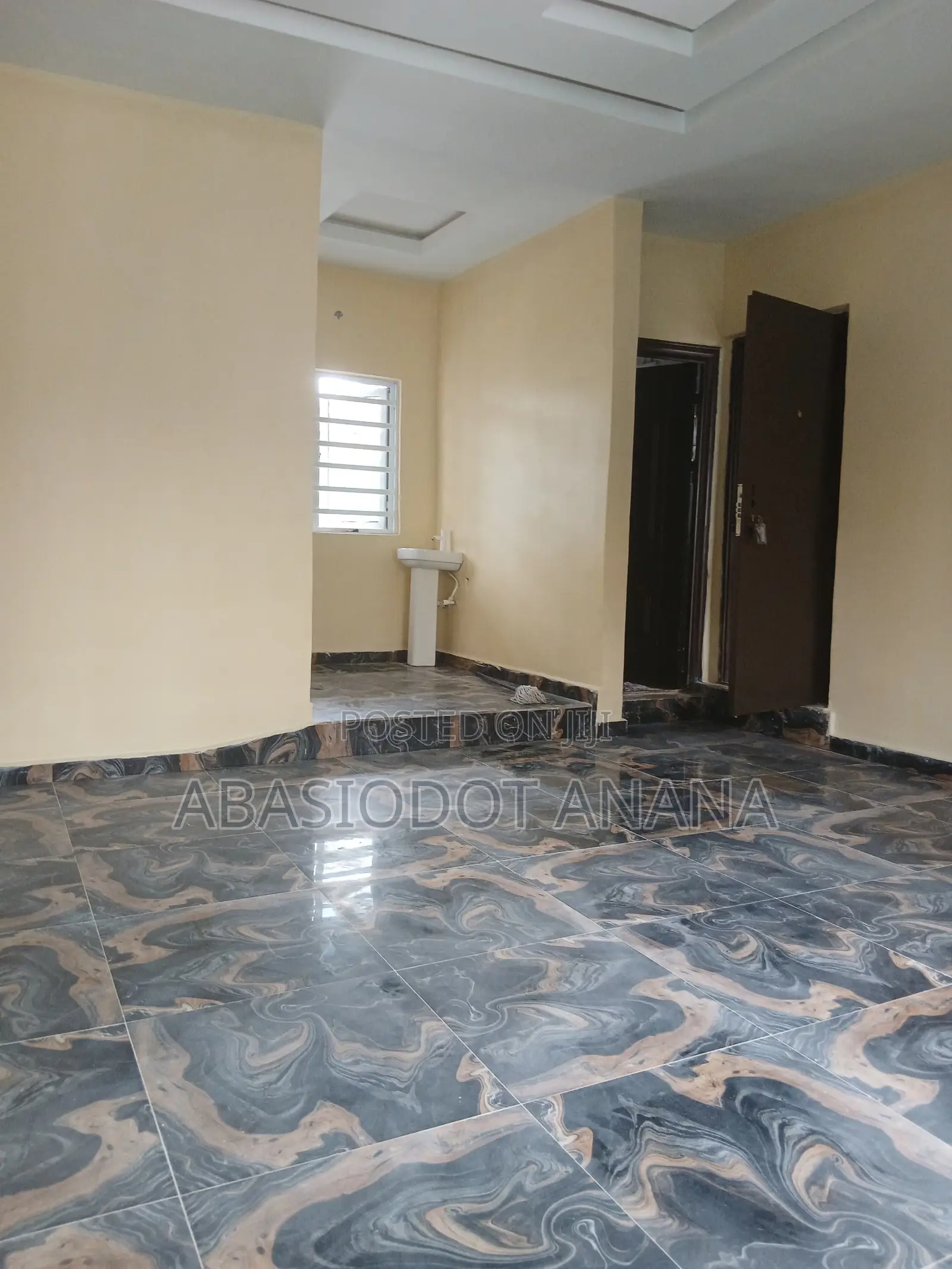 4bdrm Bungalow in Abak Road By Federal, Uyo for sale