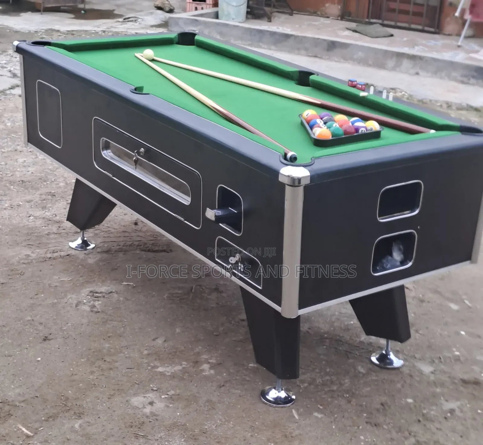 Marble and Coin Snooker Board