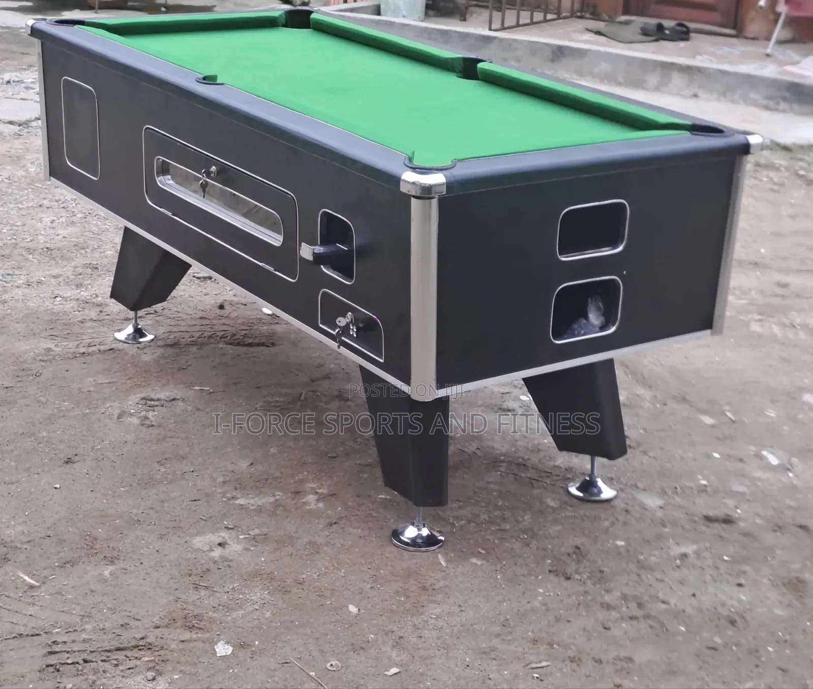 Marble and Coin Snooker Board