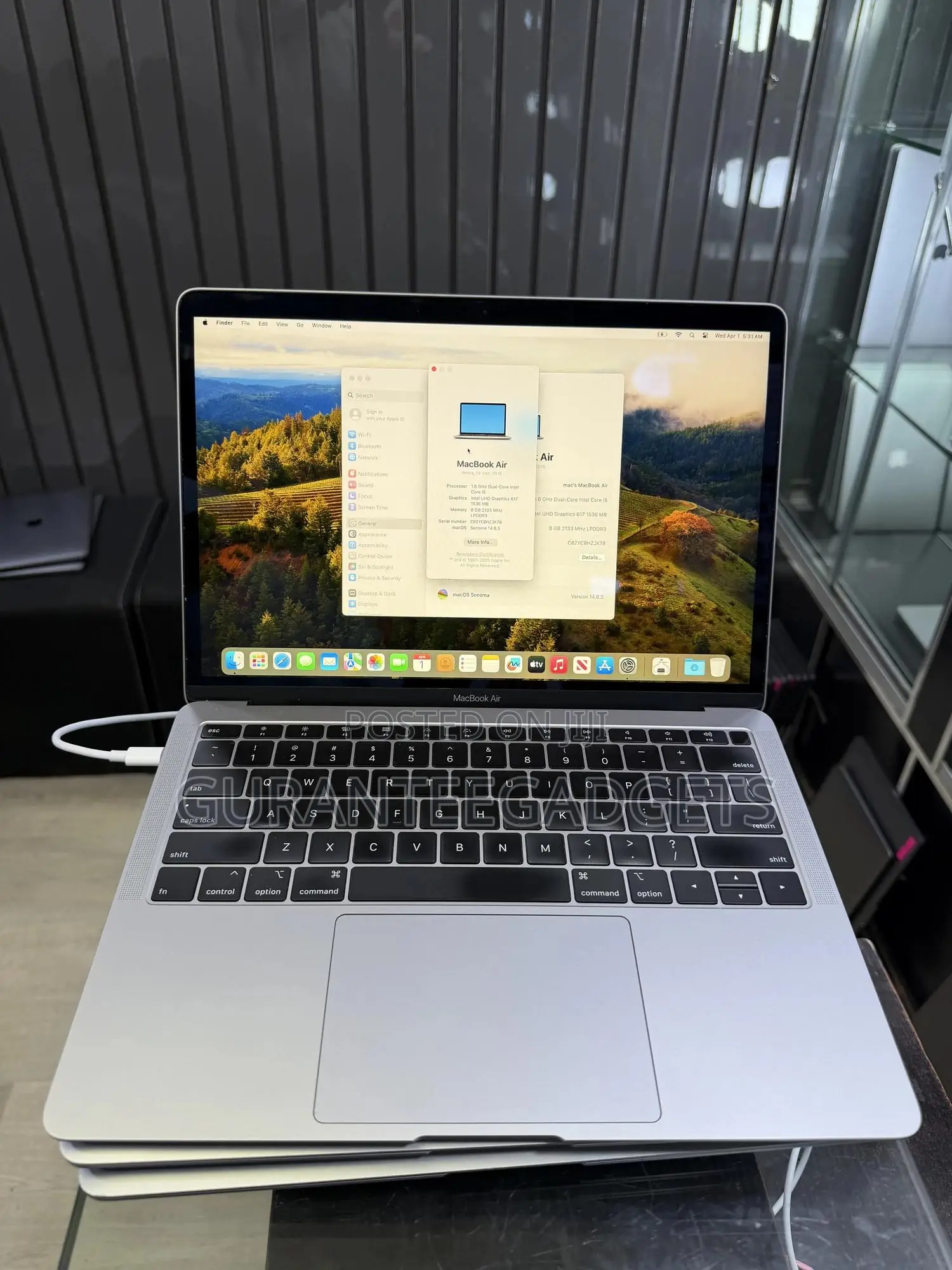 Laptop Apple MacBook Air 2018 8GB Intel Core i5 SSD 256GB