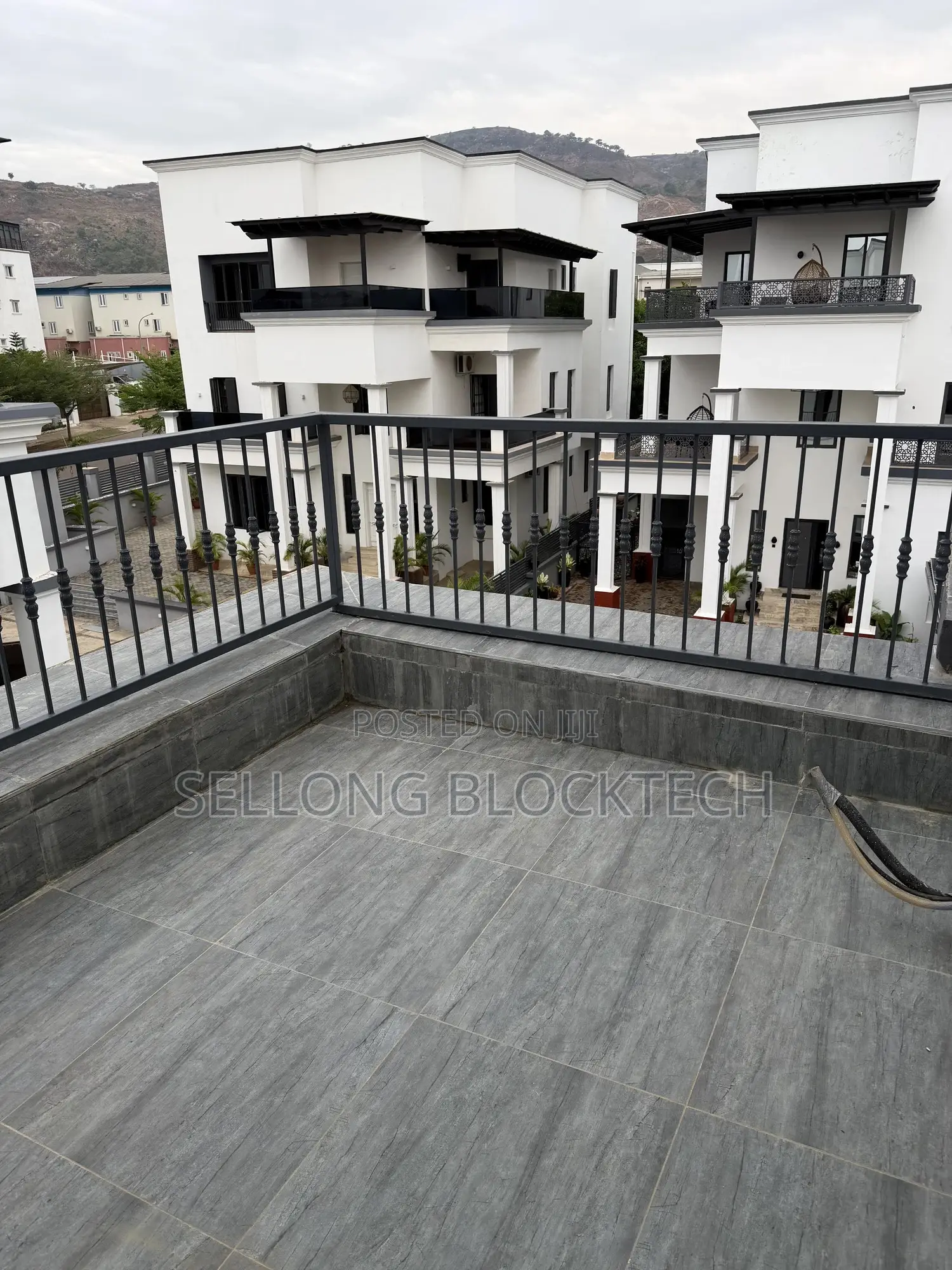 5bdrm Duplex in Katampe Extension for rent