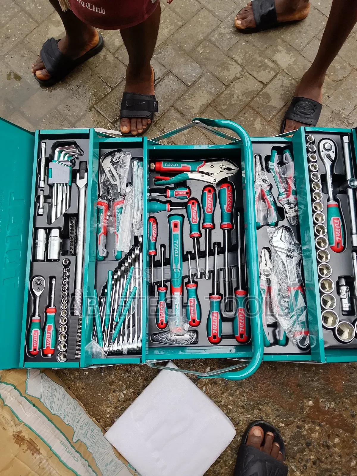 Total Mechanical Tools Box 108pcs Chest Set