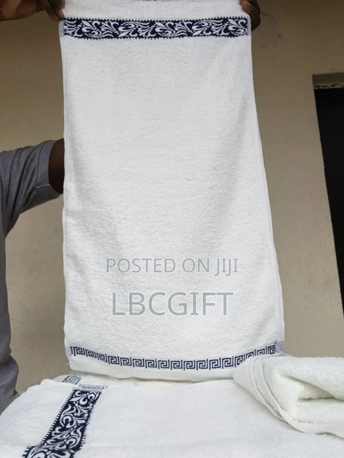 Quality Souvenir Towels Available in Wholesales Only