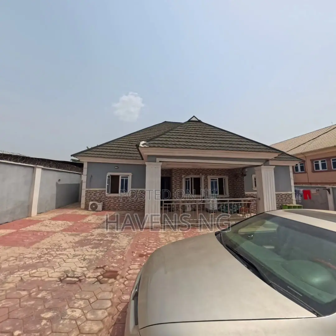 5bdrm Bungalow in Abeokuta South for sale