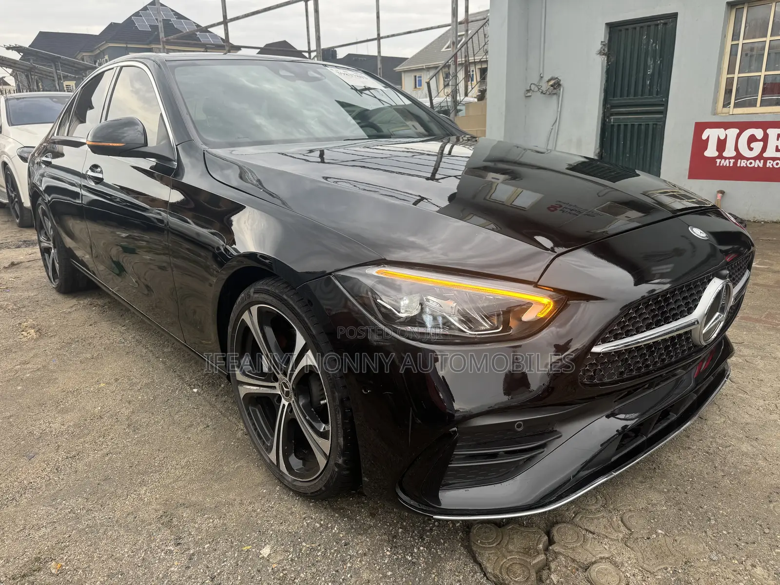 Mercedes-Benz C300 2023 Black