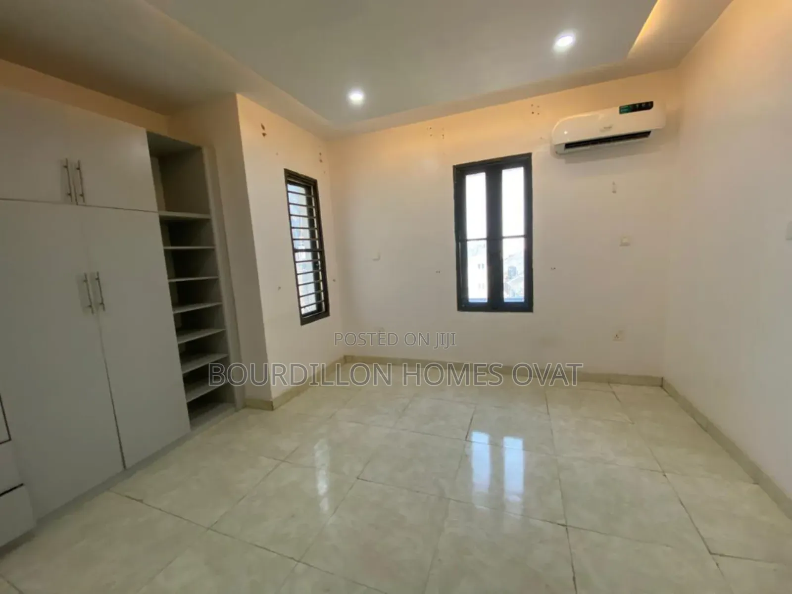 3bdrm Apartment in Ikate Lekki Lagos for sale
