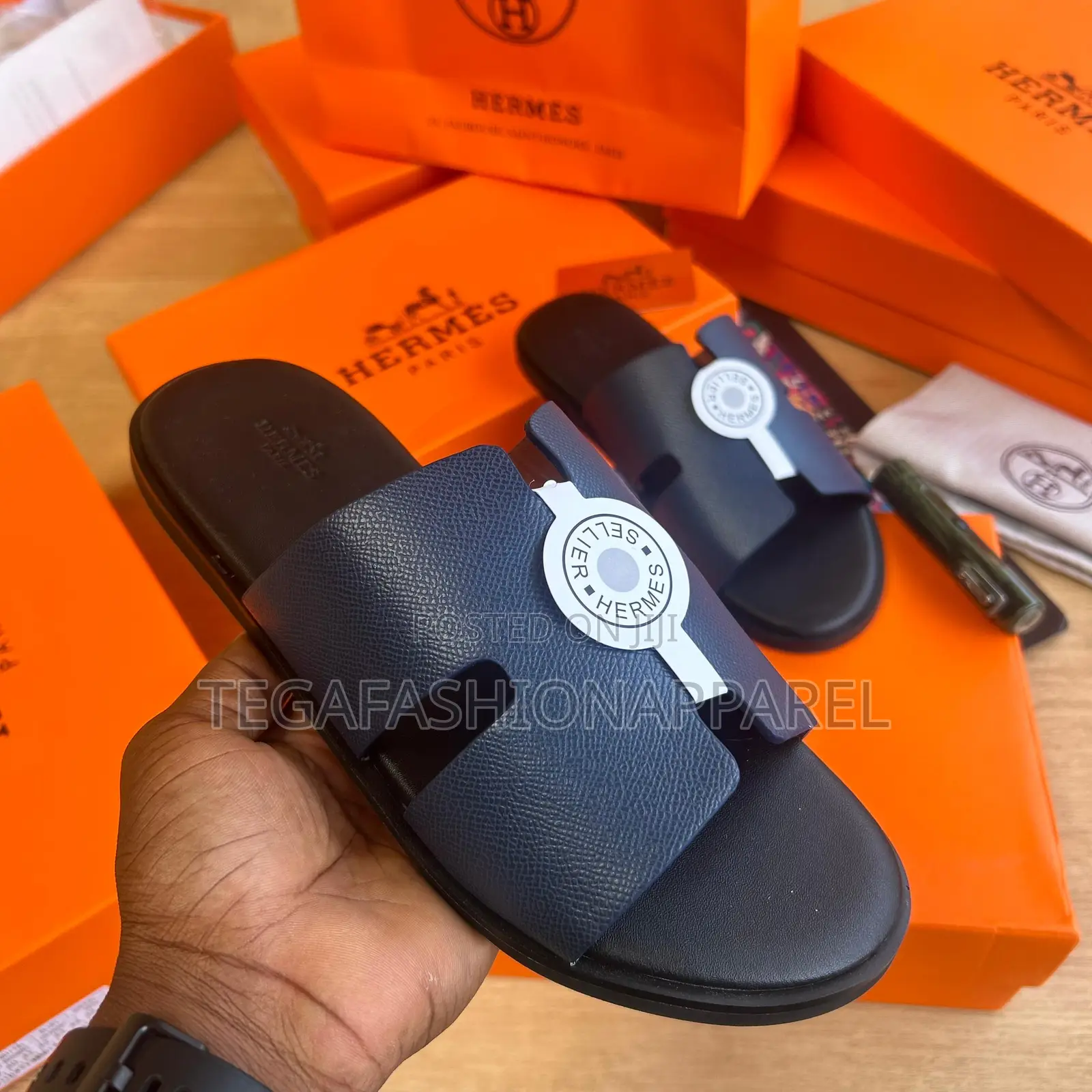 Hermés-Paris Quality Leather Slide