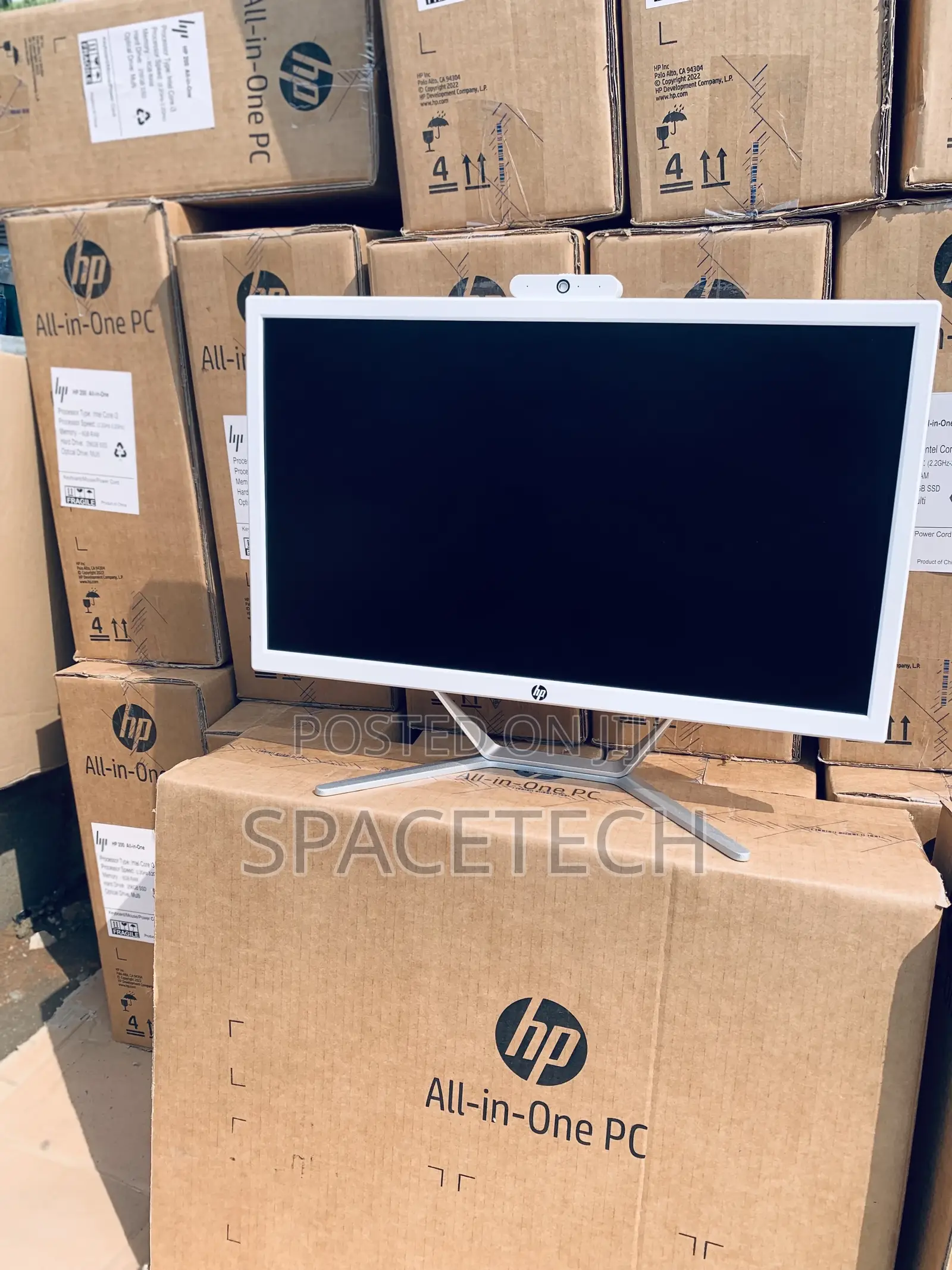 New Desktop Computer HP AiO 22 8GB Intel Core i5 SSD 256GB