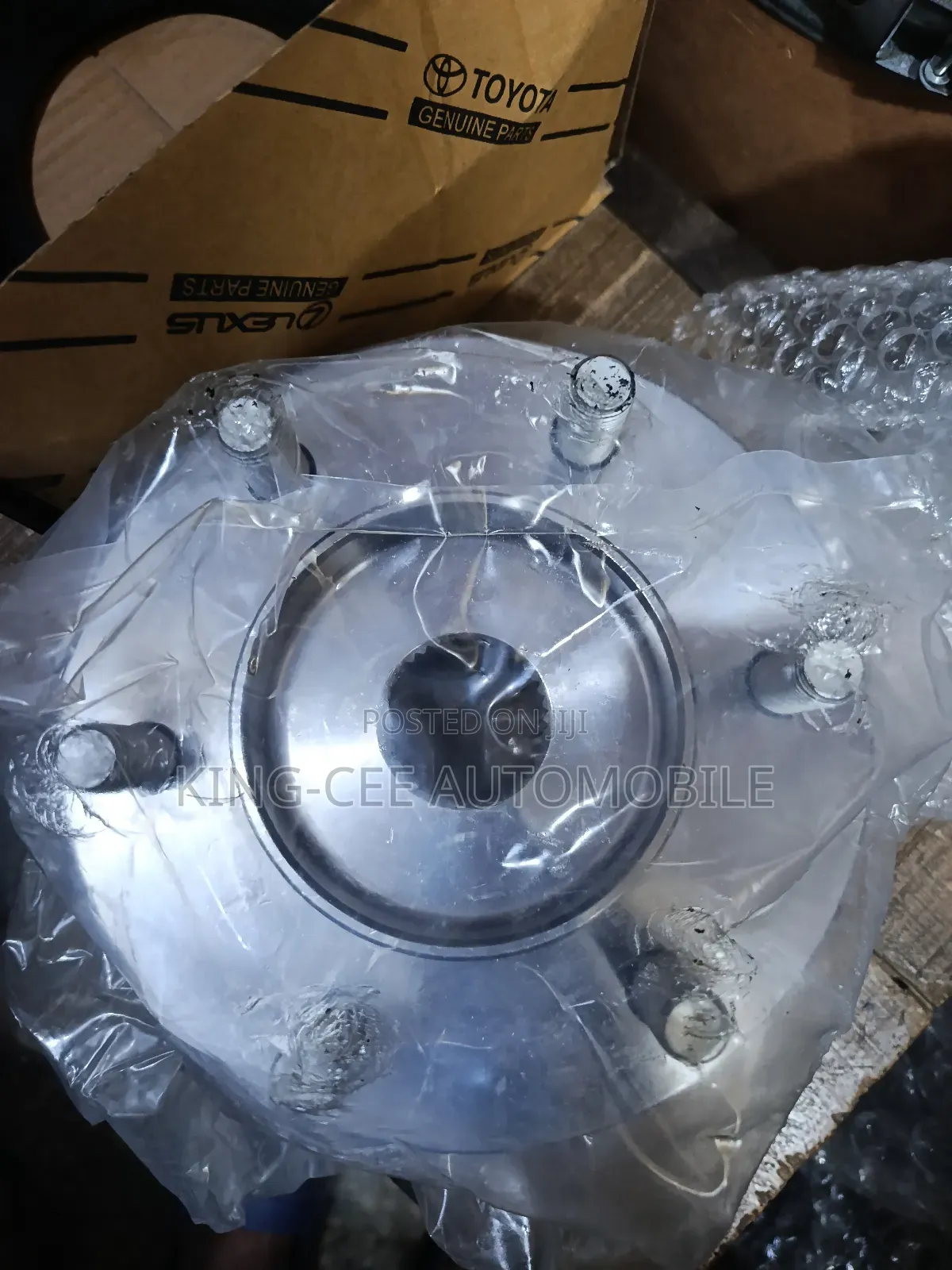 Front Hub Lx600, Landcruiser 2022-2025
