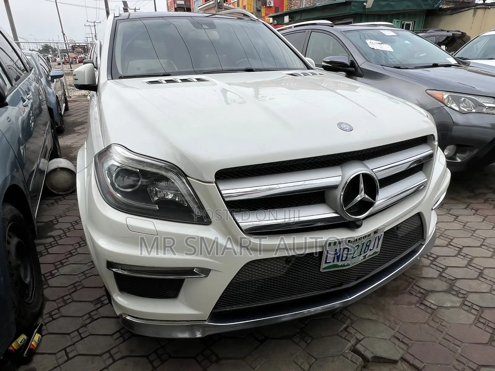 Mercedes-Benz GL-Class GL 550 2013 White