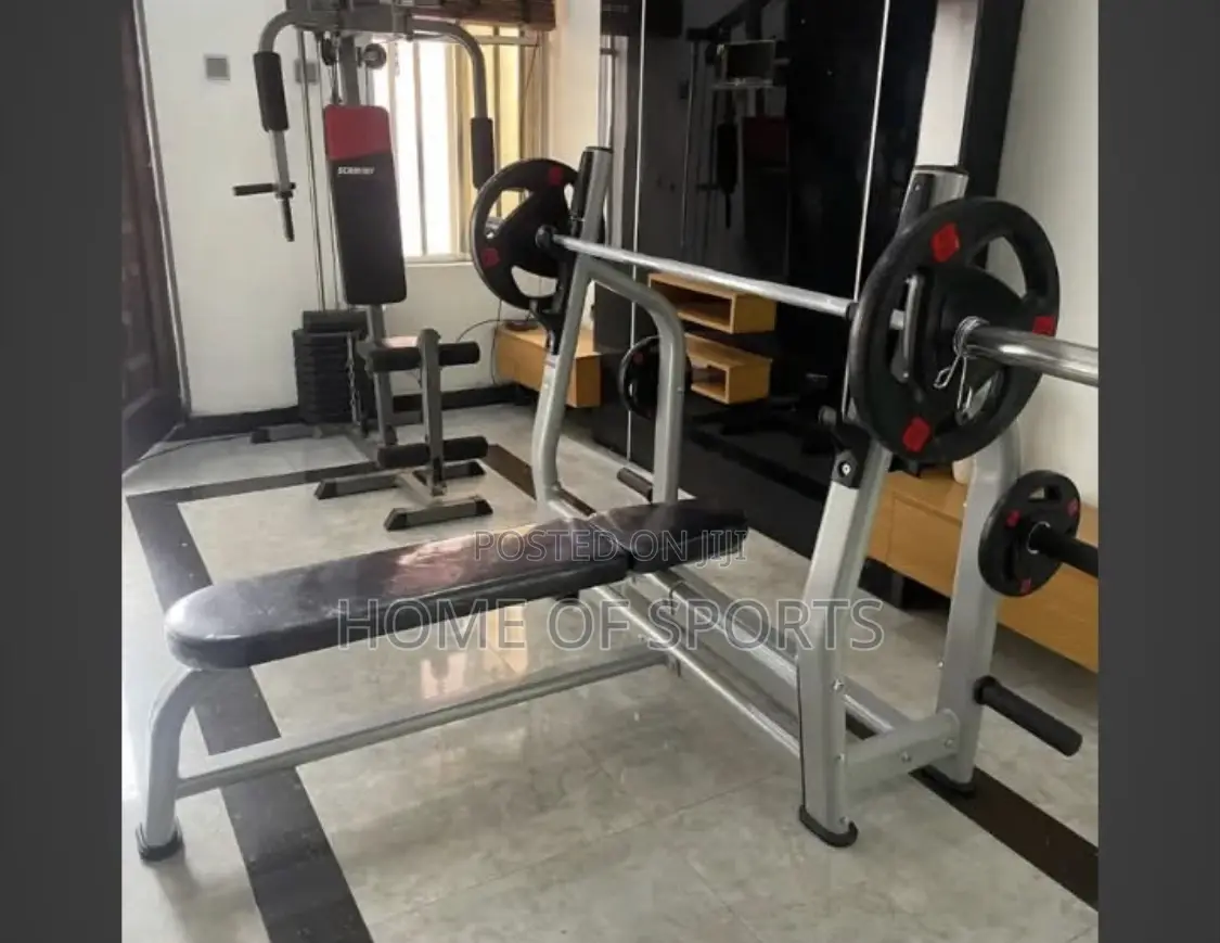 Commercial Weight Bench