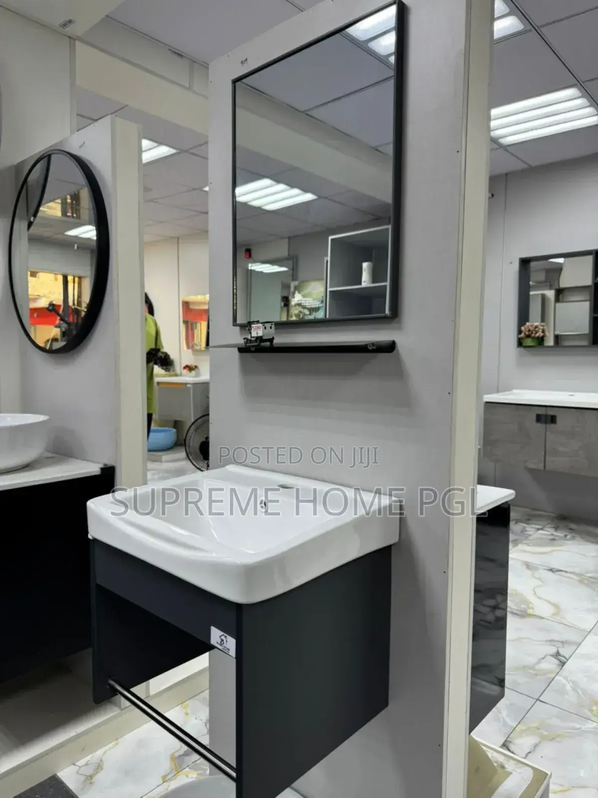 High Quality 43cm Black Washbasin Cabinet