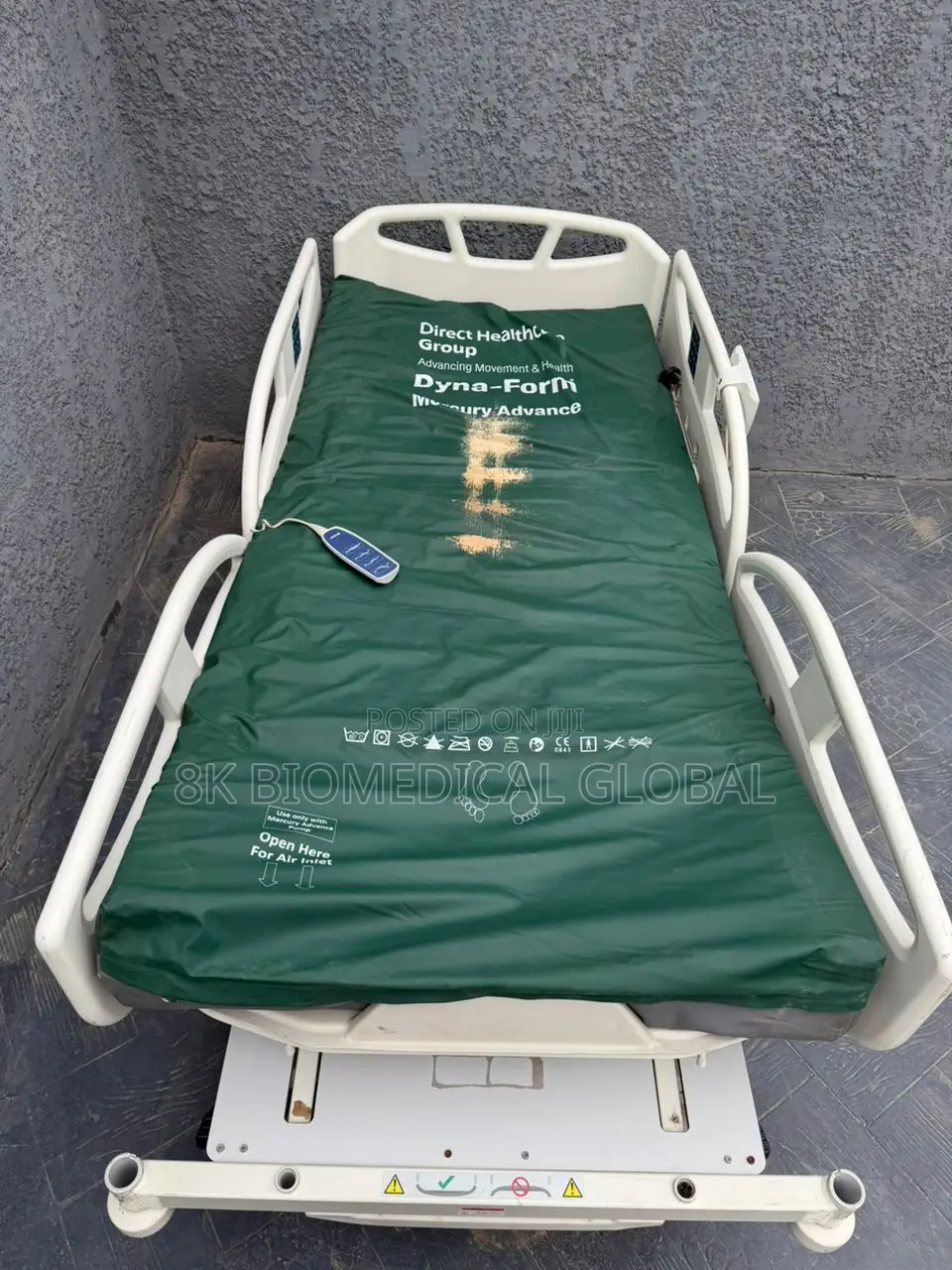 Uk Used Stryker Sv2 Electric Hospital Bed With Mattress
