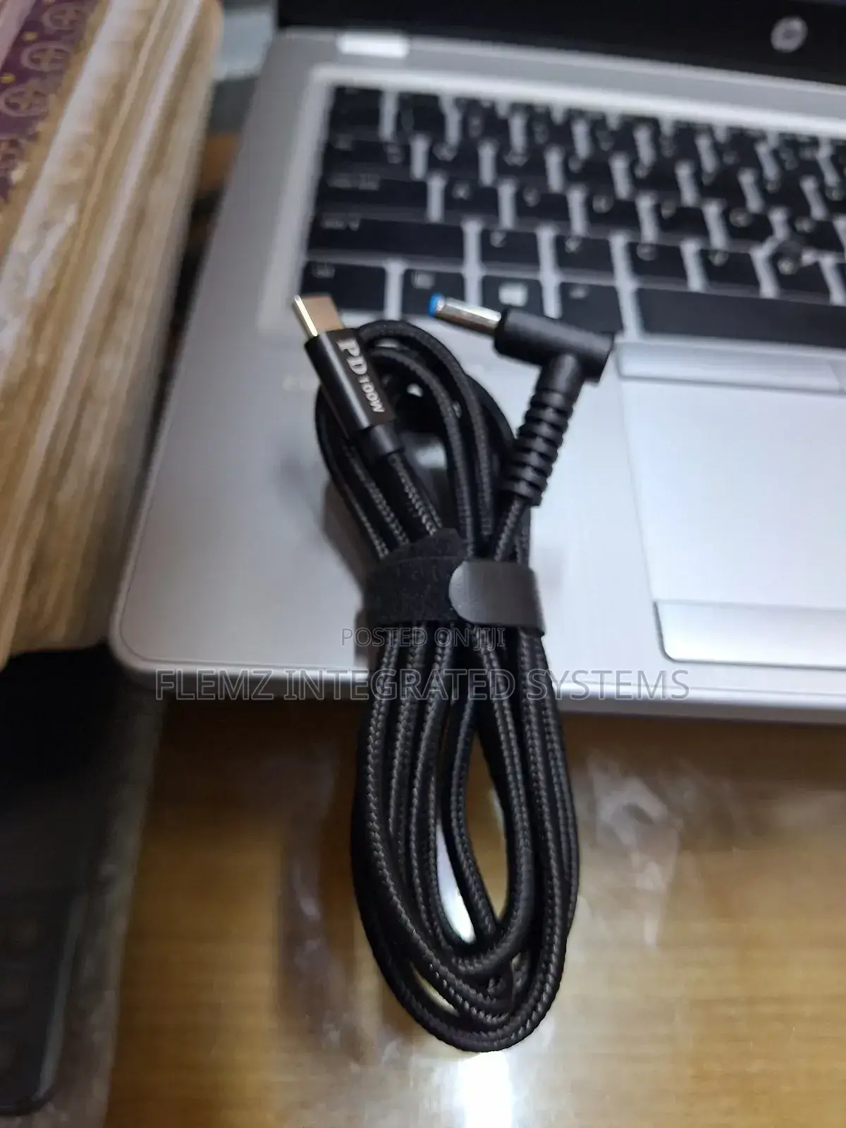 Original 100w Pd Type C to 4.5mm X 3.0mm Blue Mouth Laptop Connector