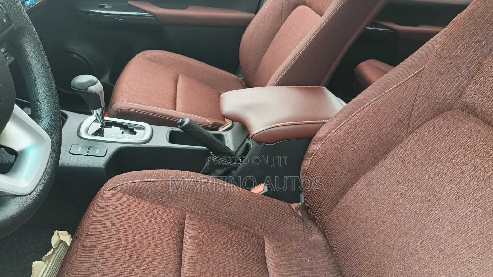 New Toyota Hilux 2025 White