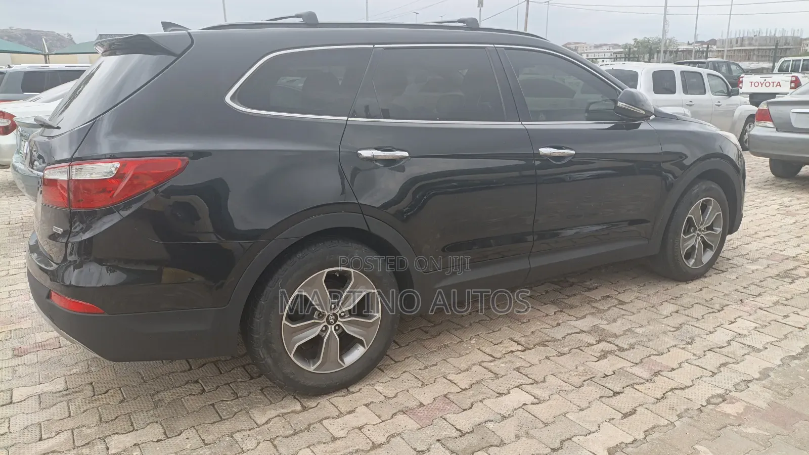 Hyundai Santa Fe 2014 Black