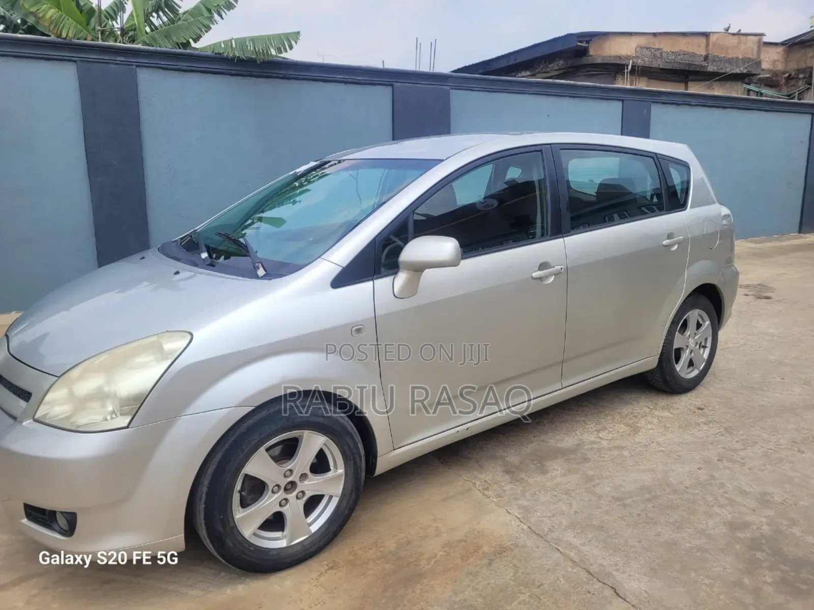 Toyota Verso 2009 Silver