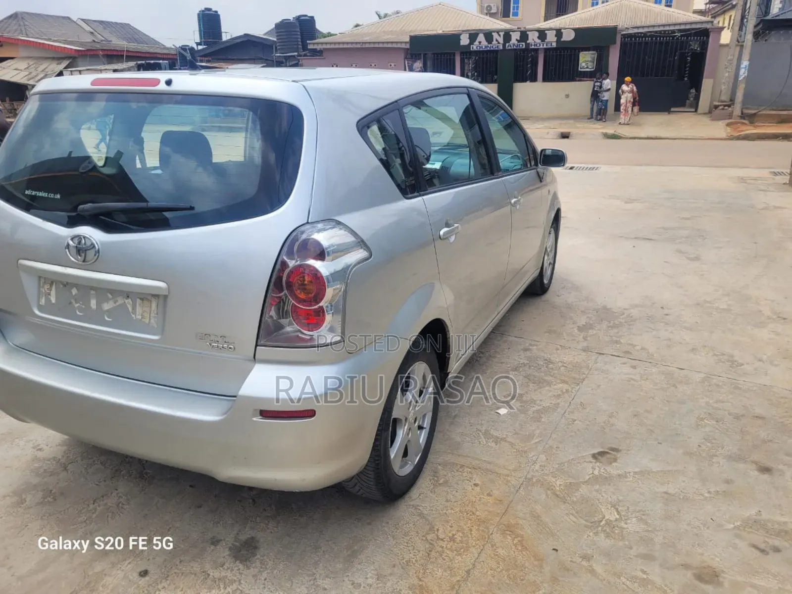 Toyota Verso 2009 Silver