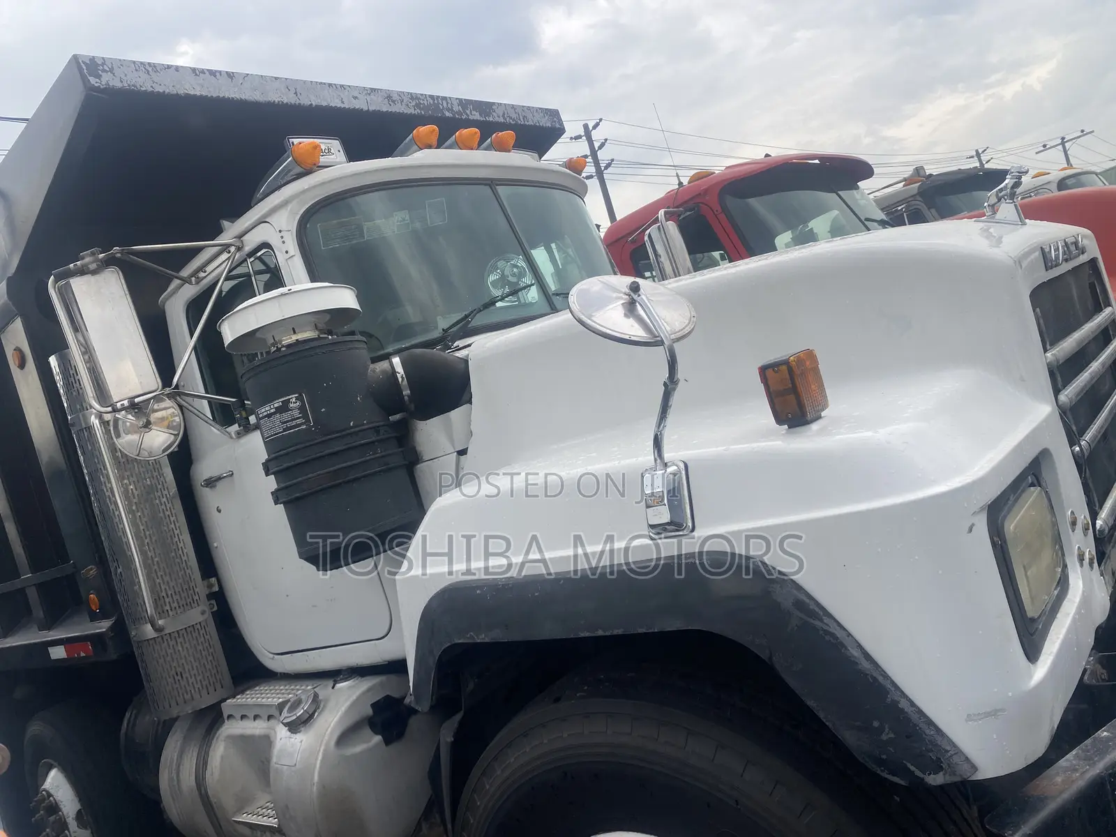 Mack Truck Head White Colour