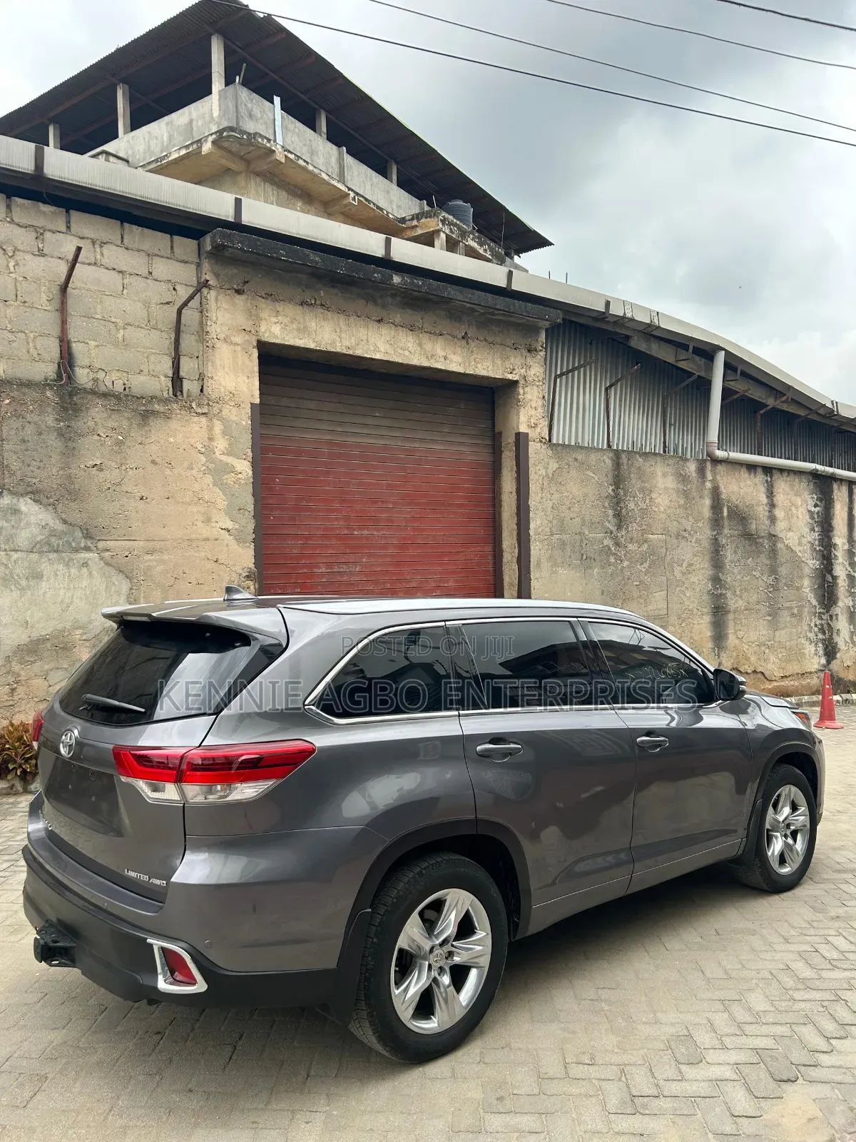 Toyota Highlander Limited 4dr SUV AWD (3.5L 6cyl 6A) 2015 Gray