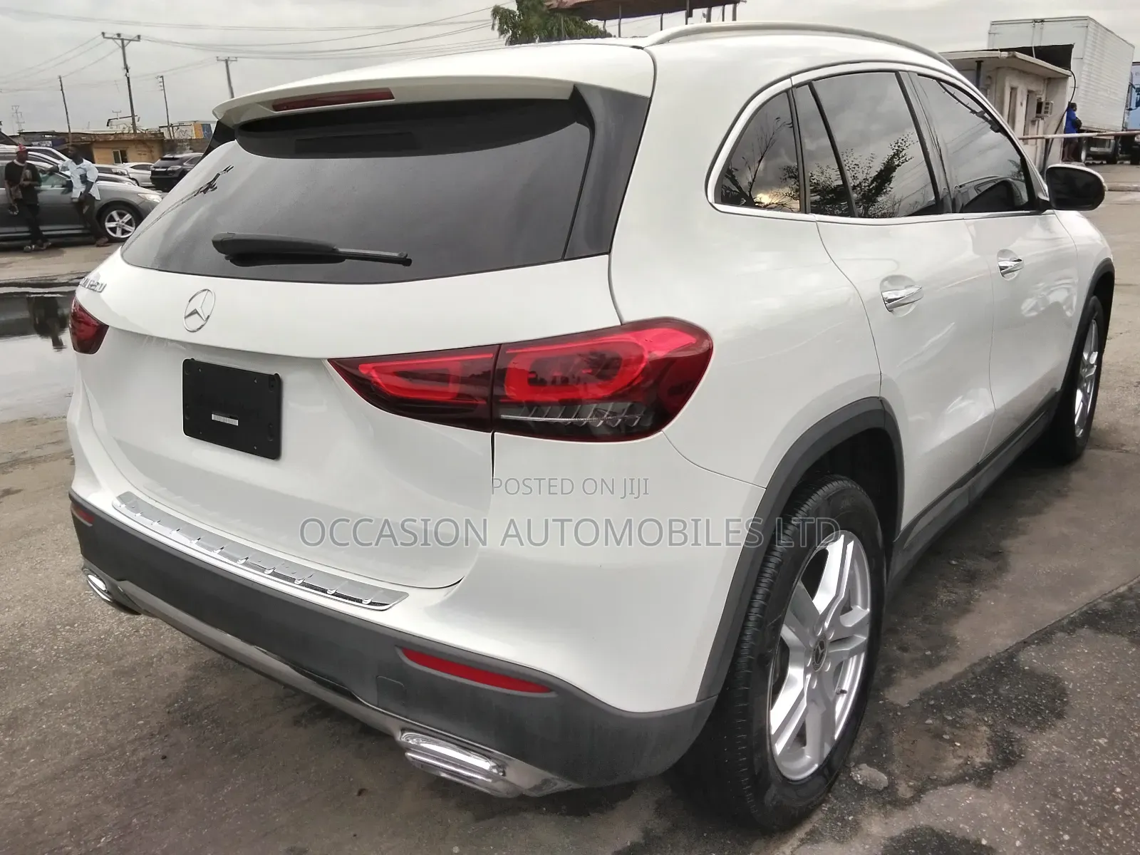 Mercedes-Benz GLA-Class 2022 White