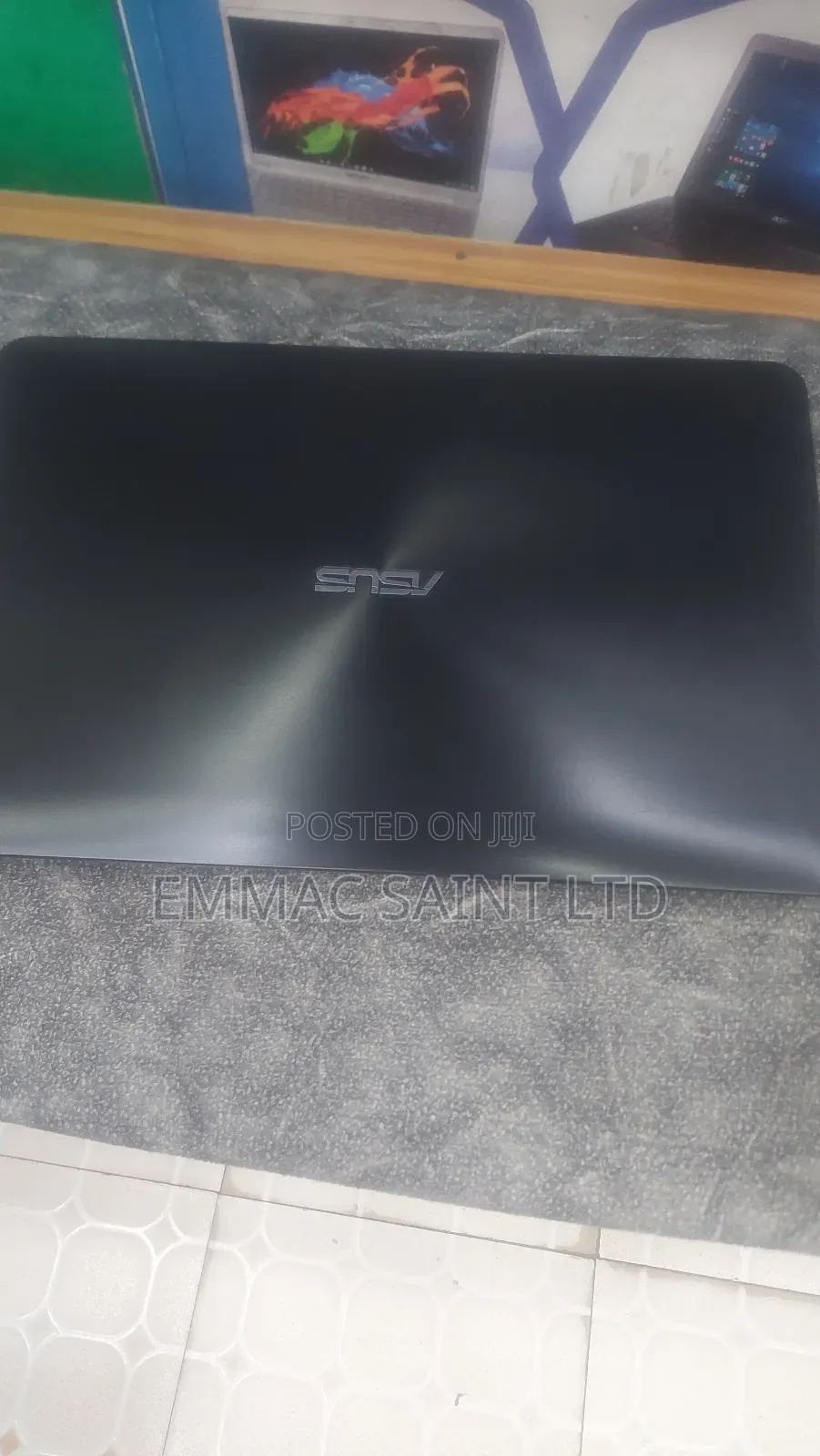 Laptop Asus X555LA 4GB Intel Core i5 HDD 500GB