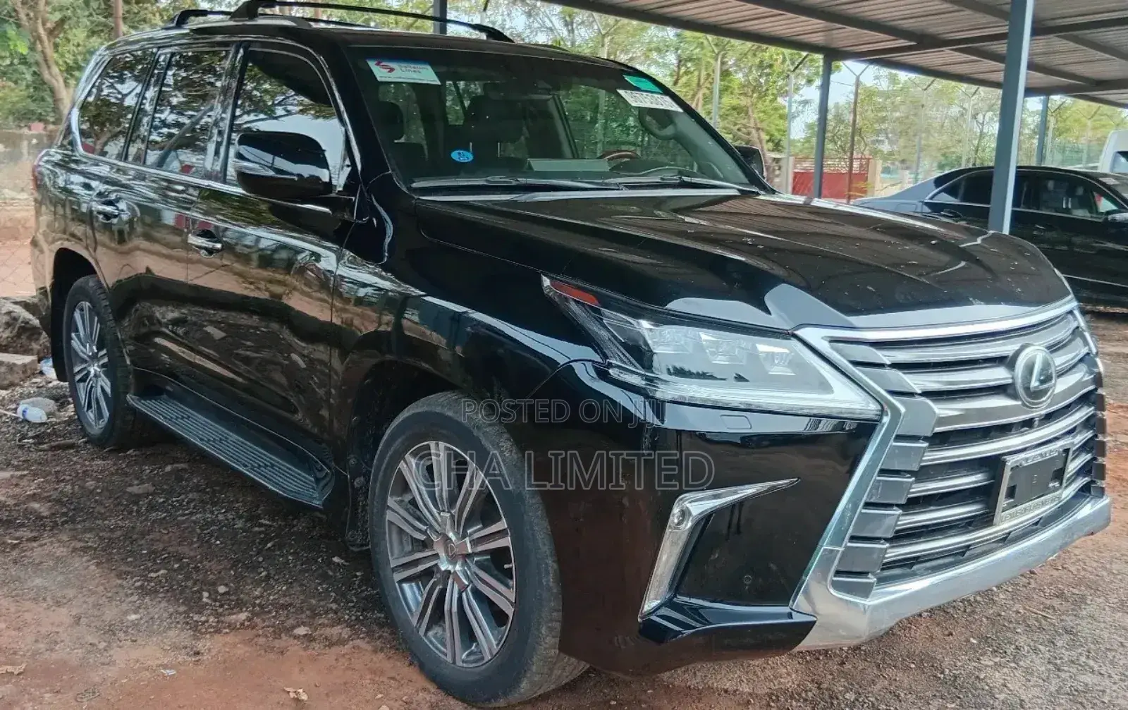 Lexus LX 570 (5 seats) AWD 2017 Black