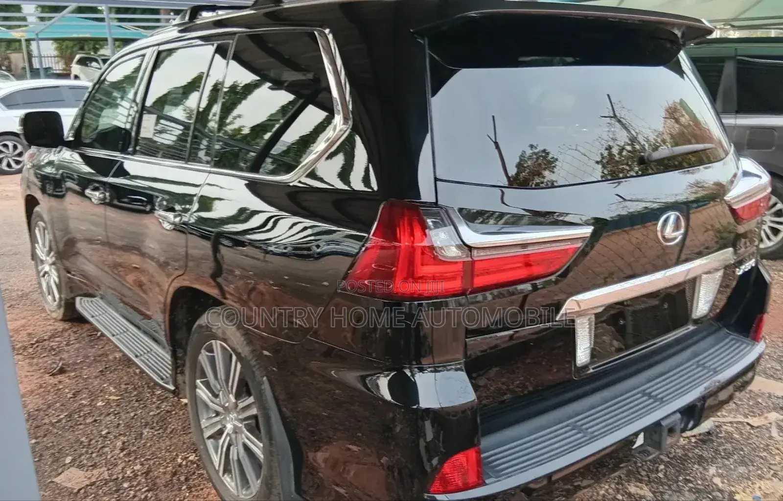 Lexus LX 570 (5 seats) AWD 2017 Black