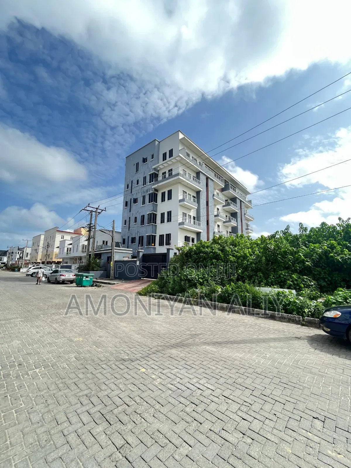 2bdrm Apartment in Oral Estate, Chevron for sale