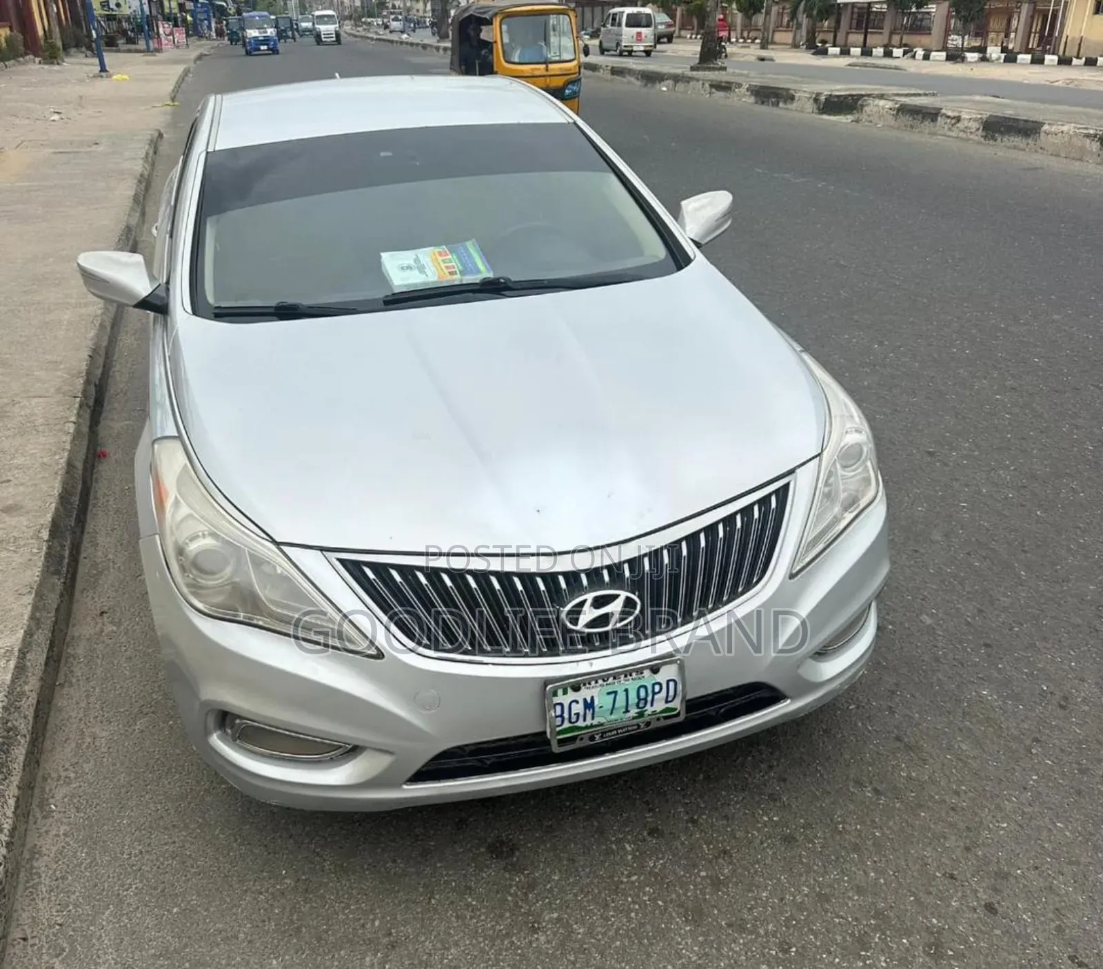 Hyundai Azera 3.3L 2013 Silver