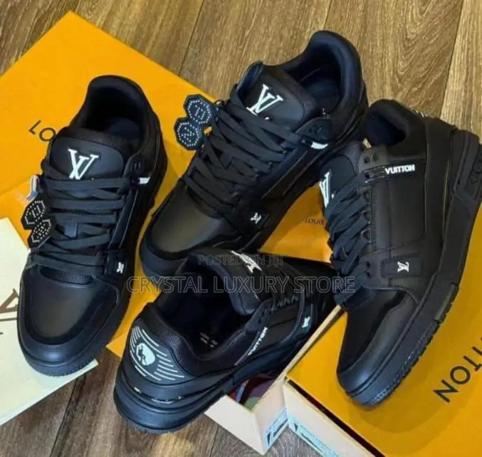 Louis Vuitton Quality Luxury Men Black Sneakers