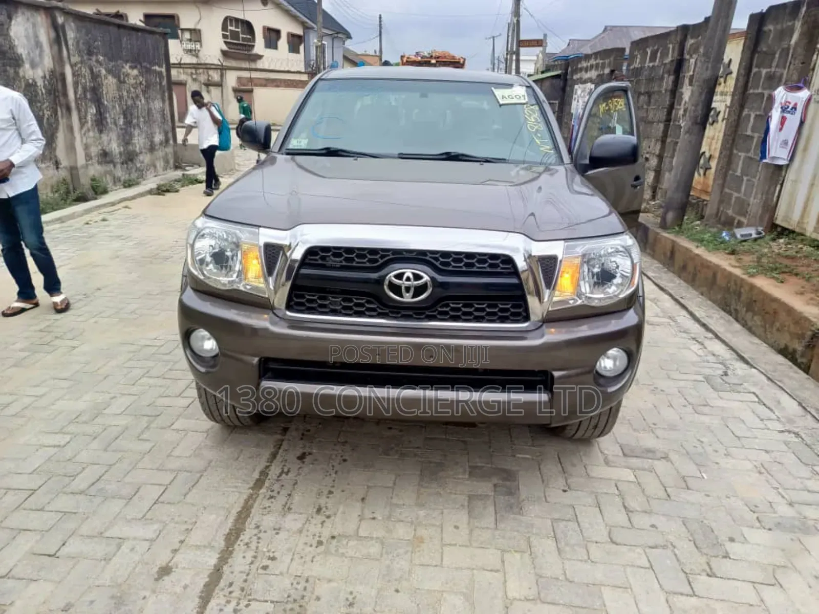 Toyota Tacoma 2011 Gray