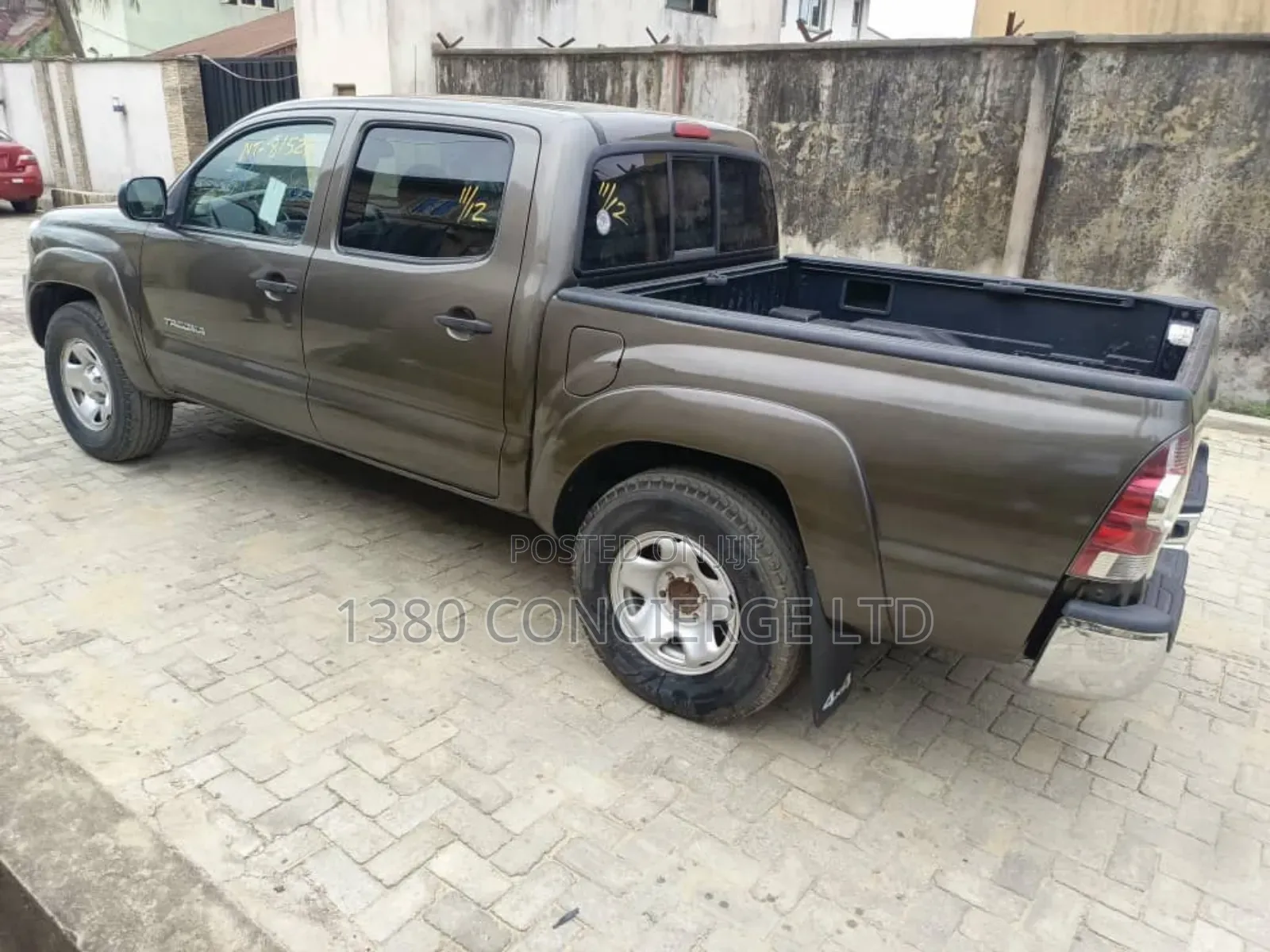 Toyota Tacoma 2011 Gray